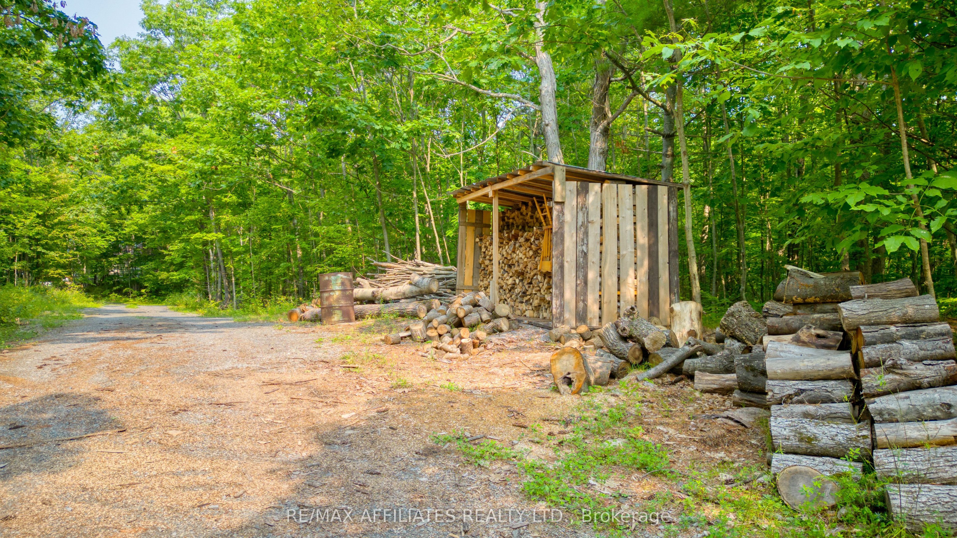 19 West Devil Lk Lane Property Photo 27