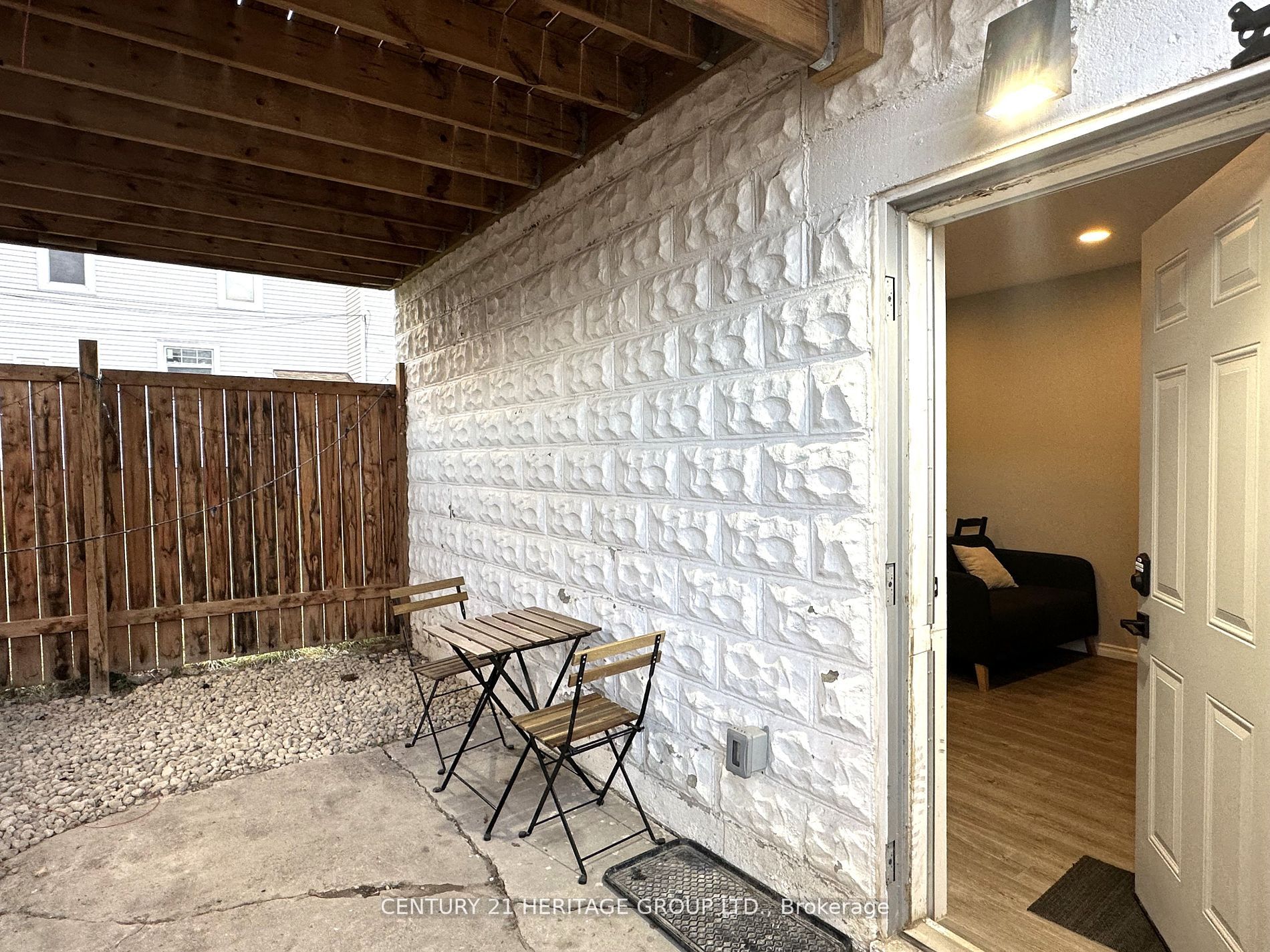 5002 Victoria Avenue Property Photo 17