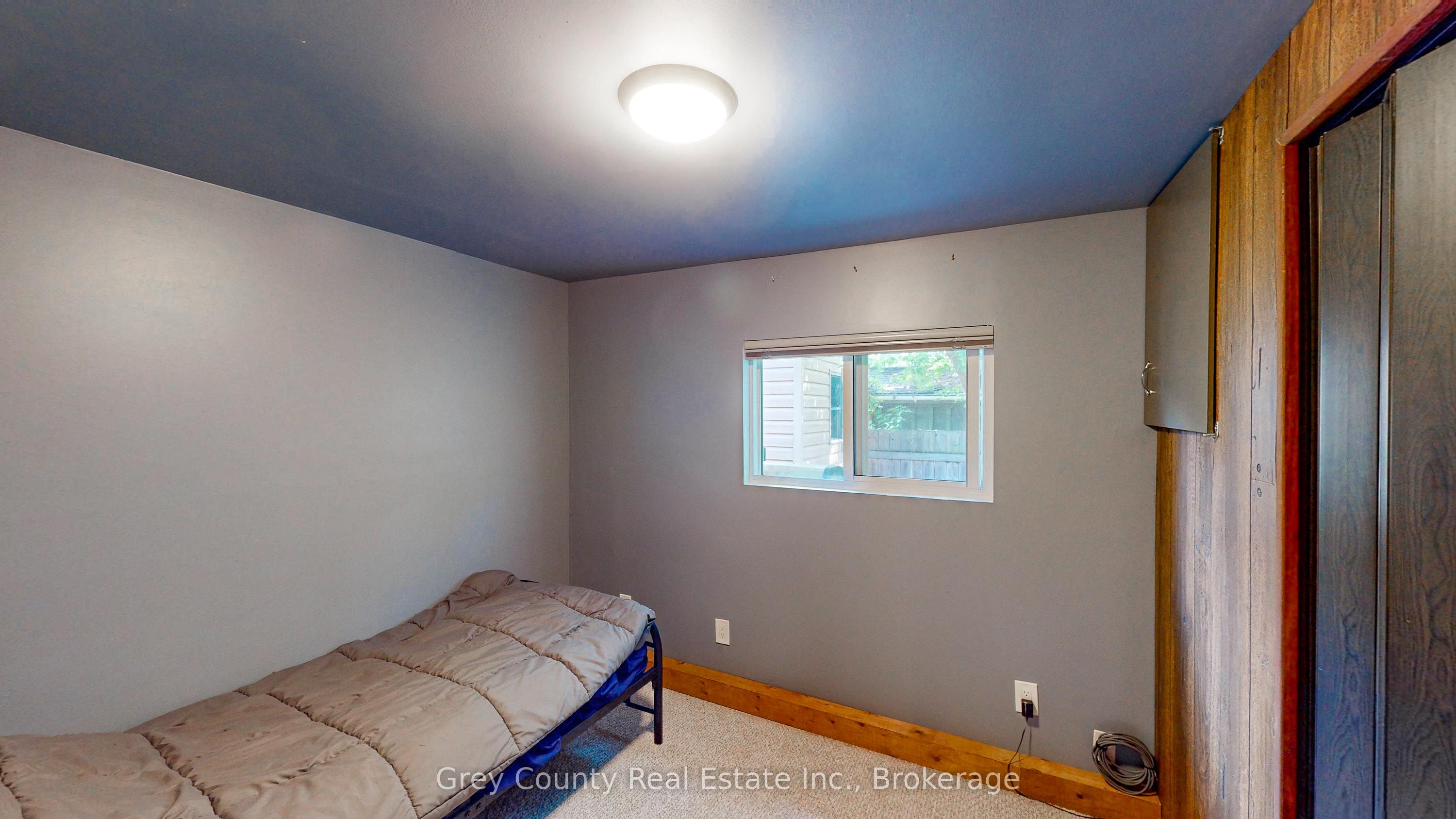 87 Sussex Square Property Photo 17
