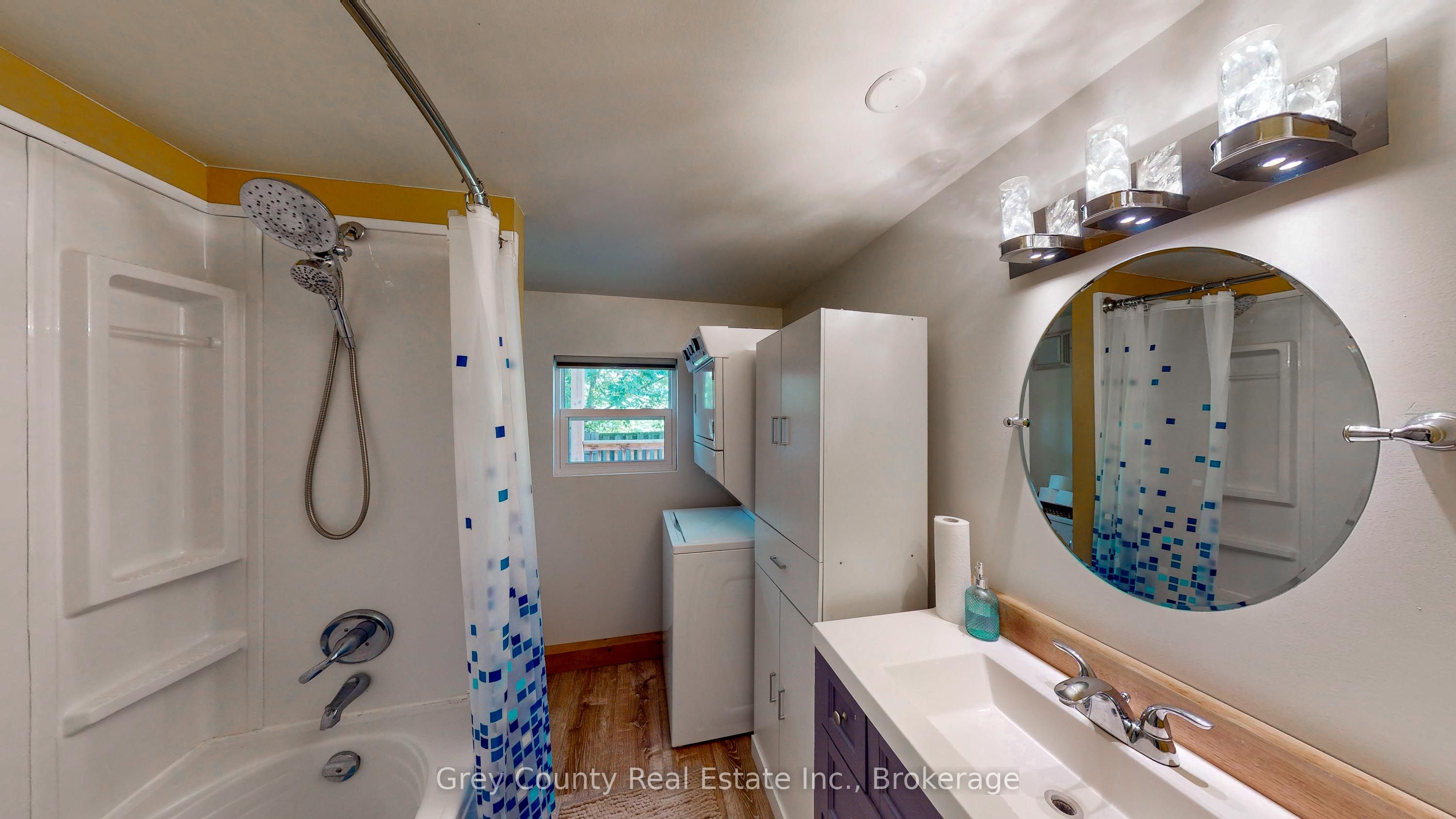 87 Sussex Square Property Photo 18