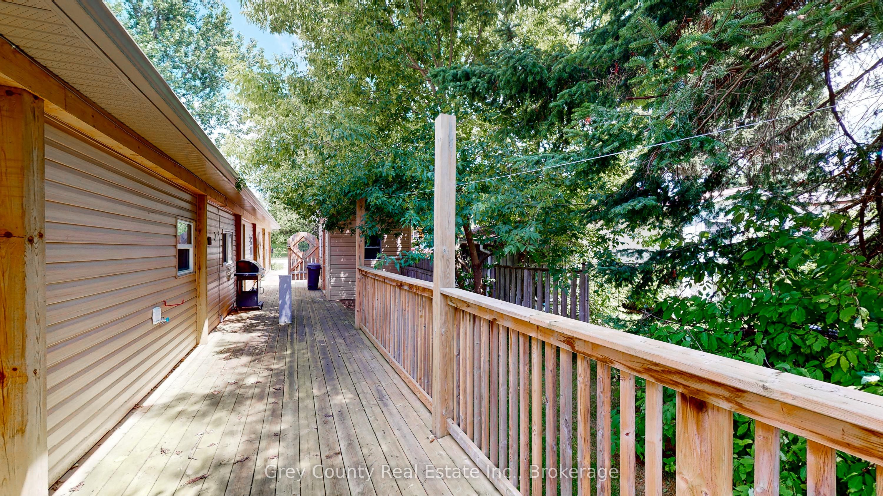 87 Sussex Square Property Photo 26