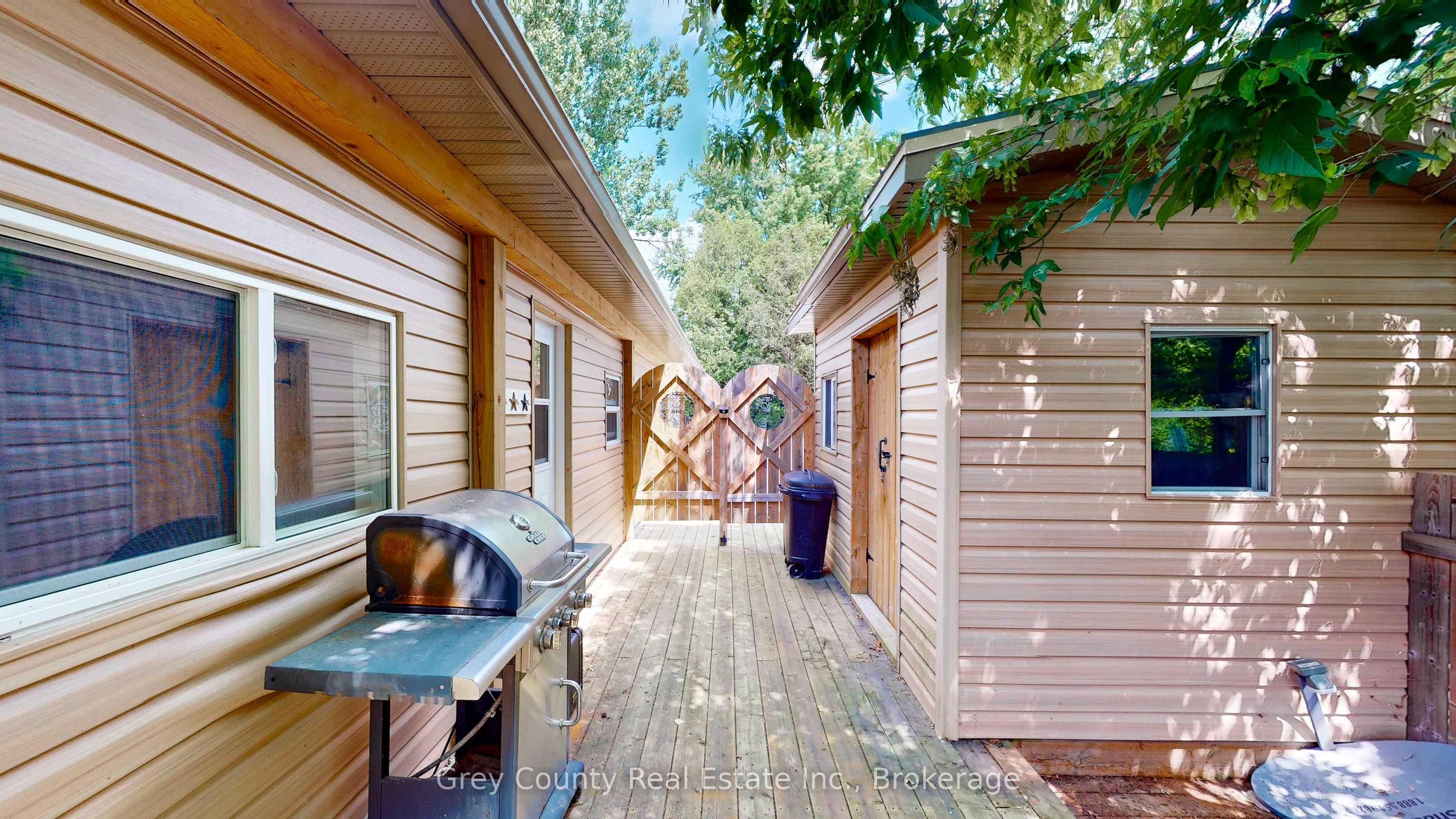 87 Sussex Square Property Photo 28