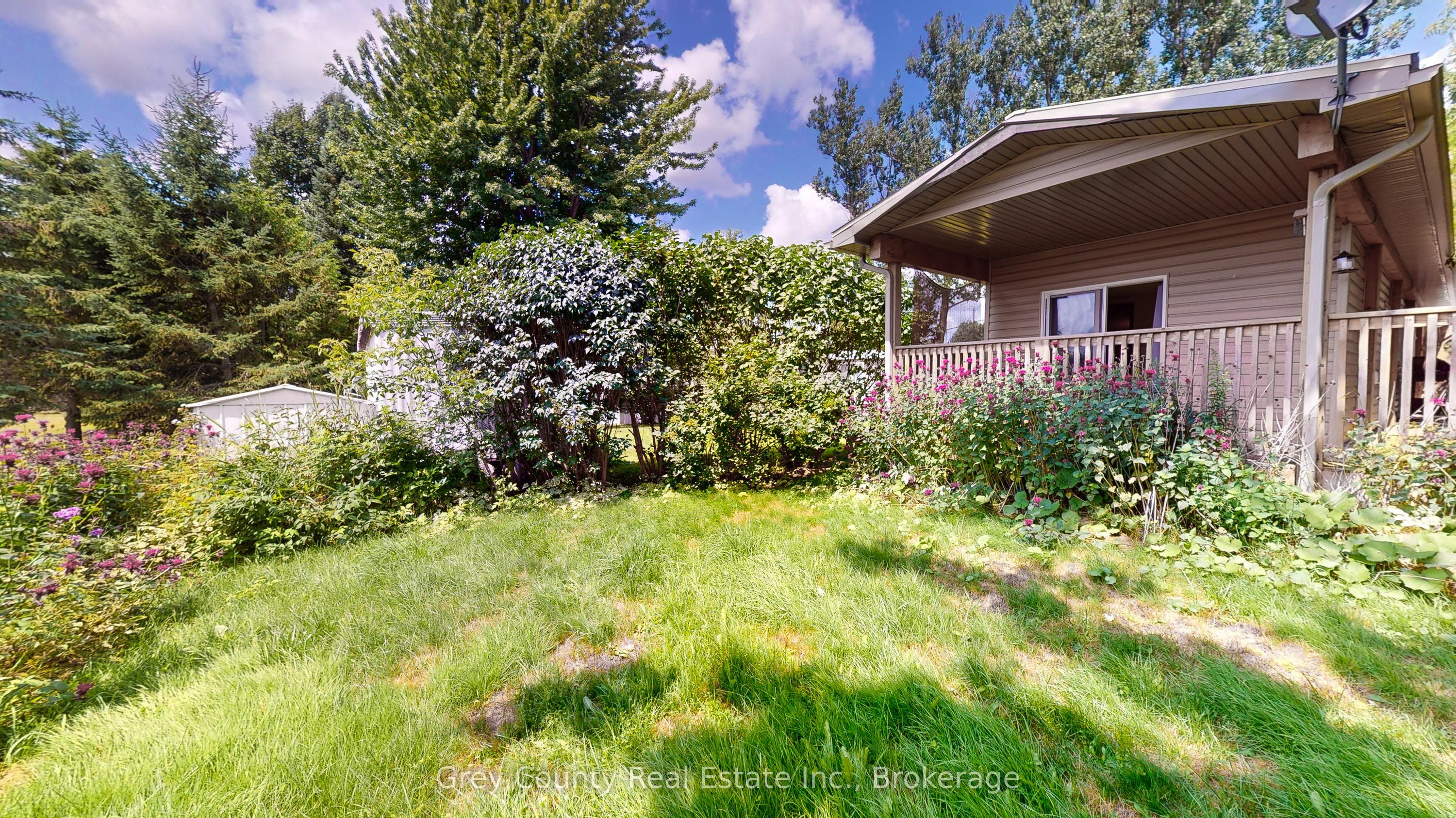 87 Sussex Square Property Photo 30