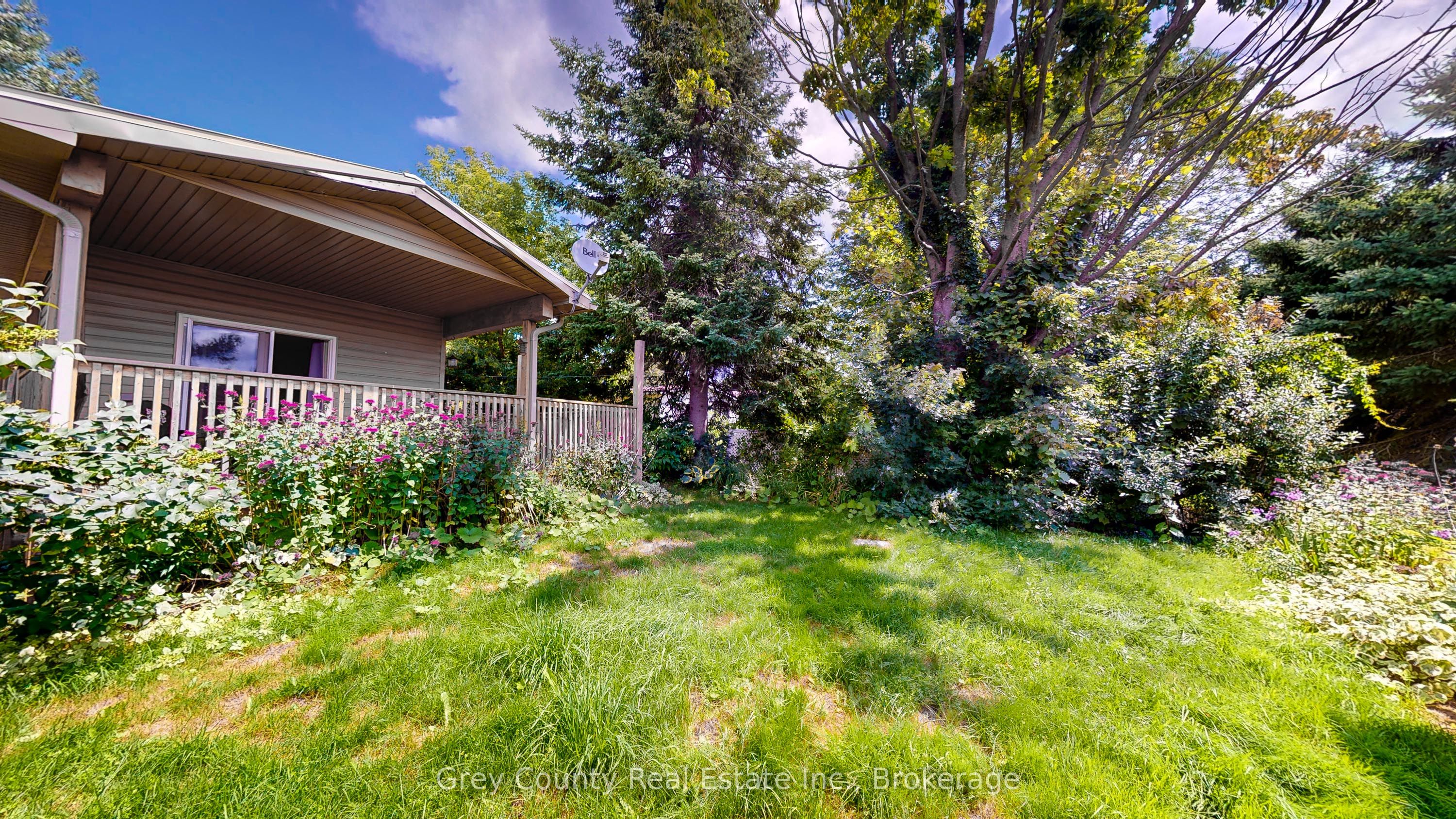 87 Sussex Square Property Photo 31