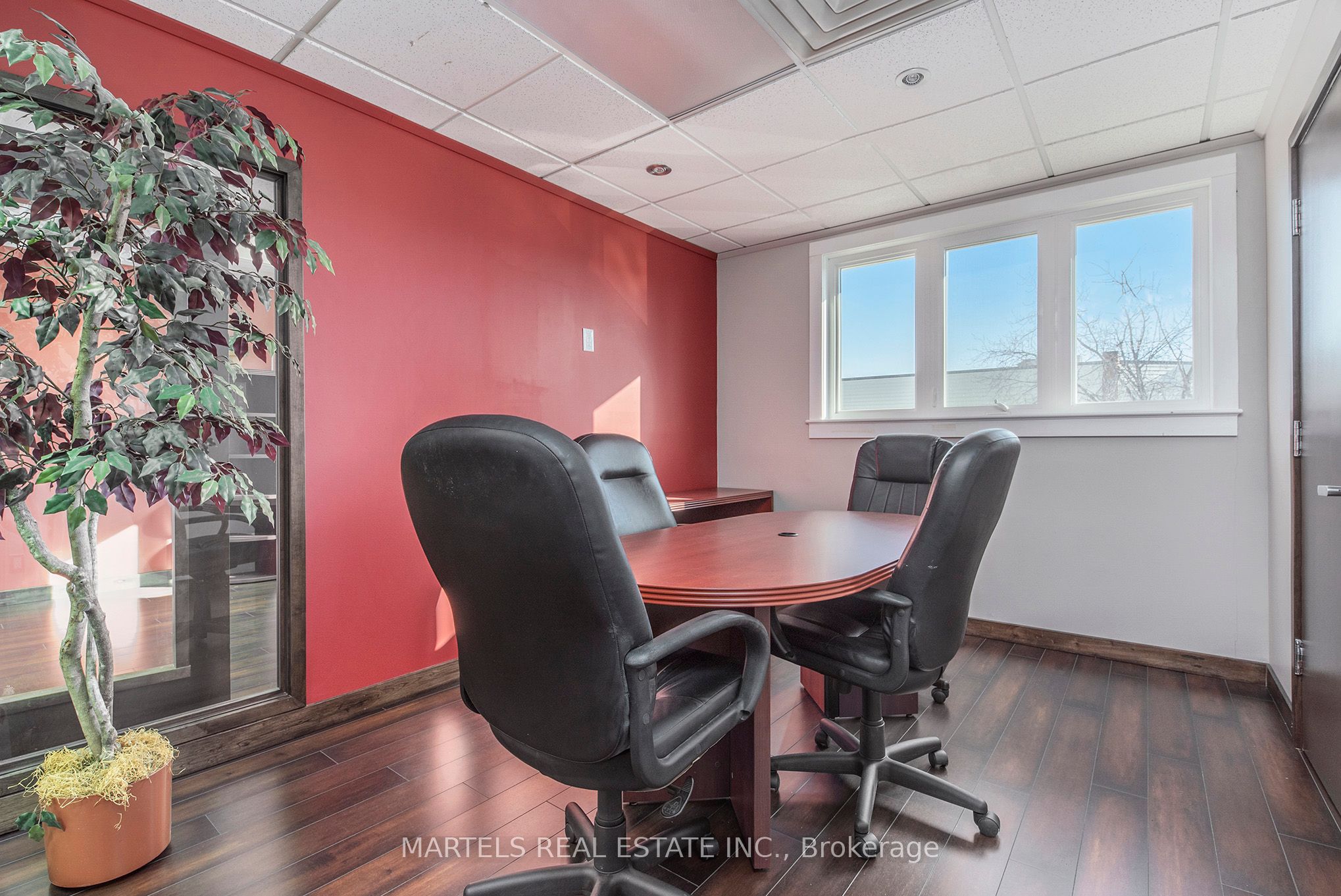 #14 - 5480 Canotek Road Property Photo 24
