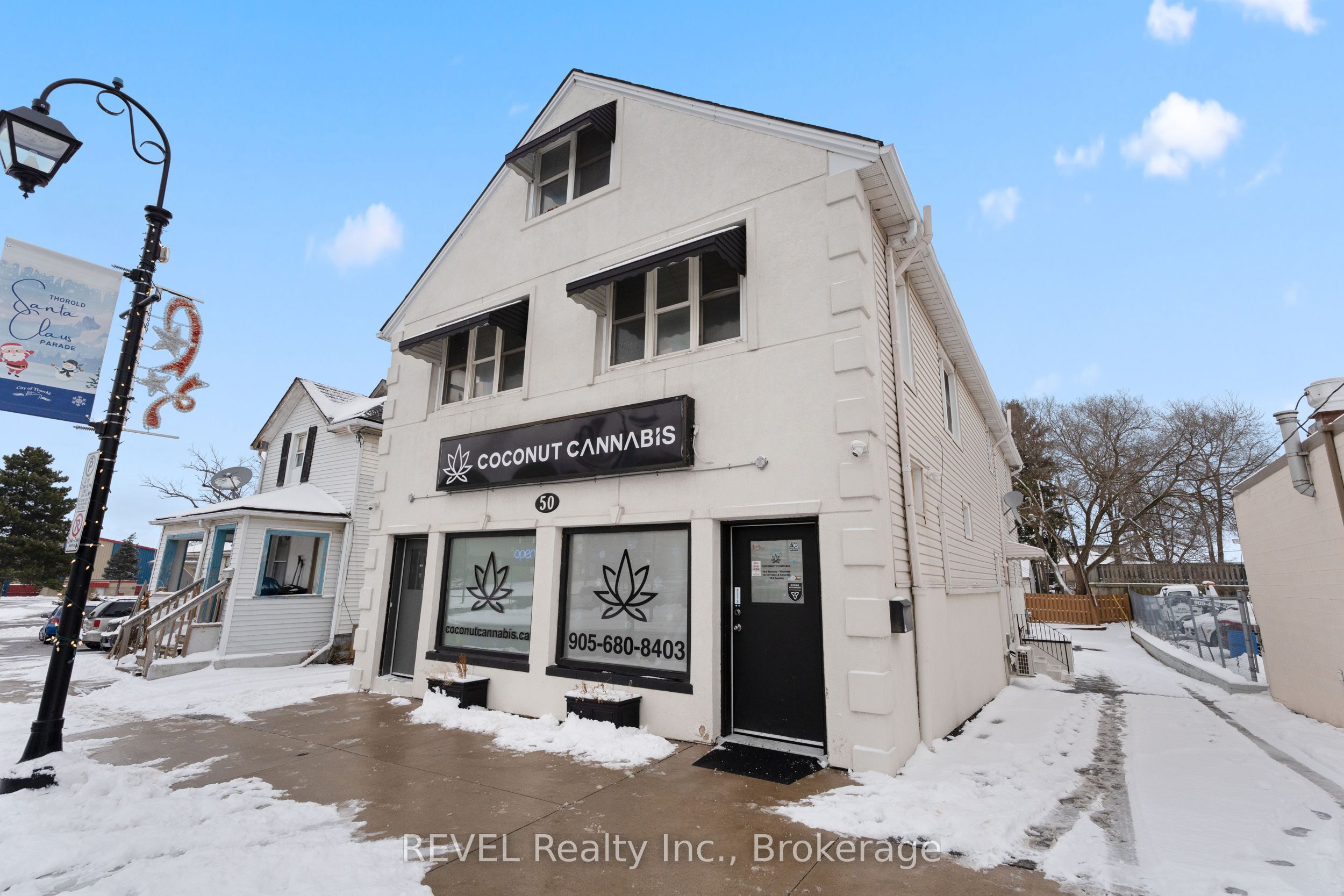 50 Front Street Property Photo 3