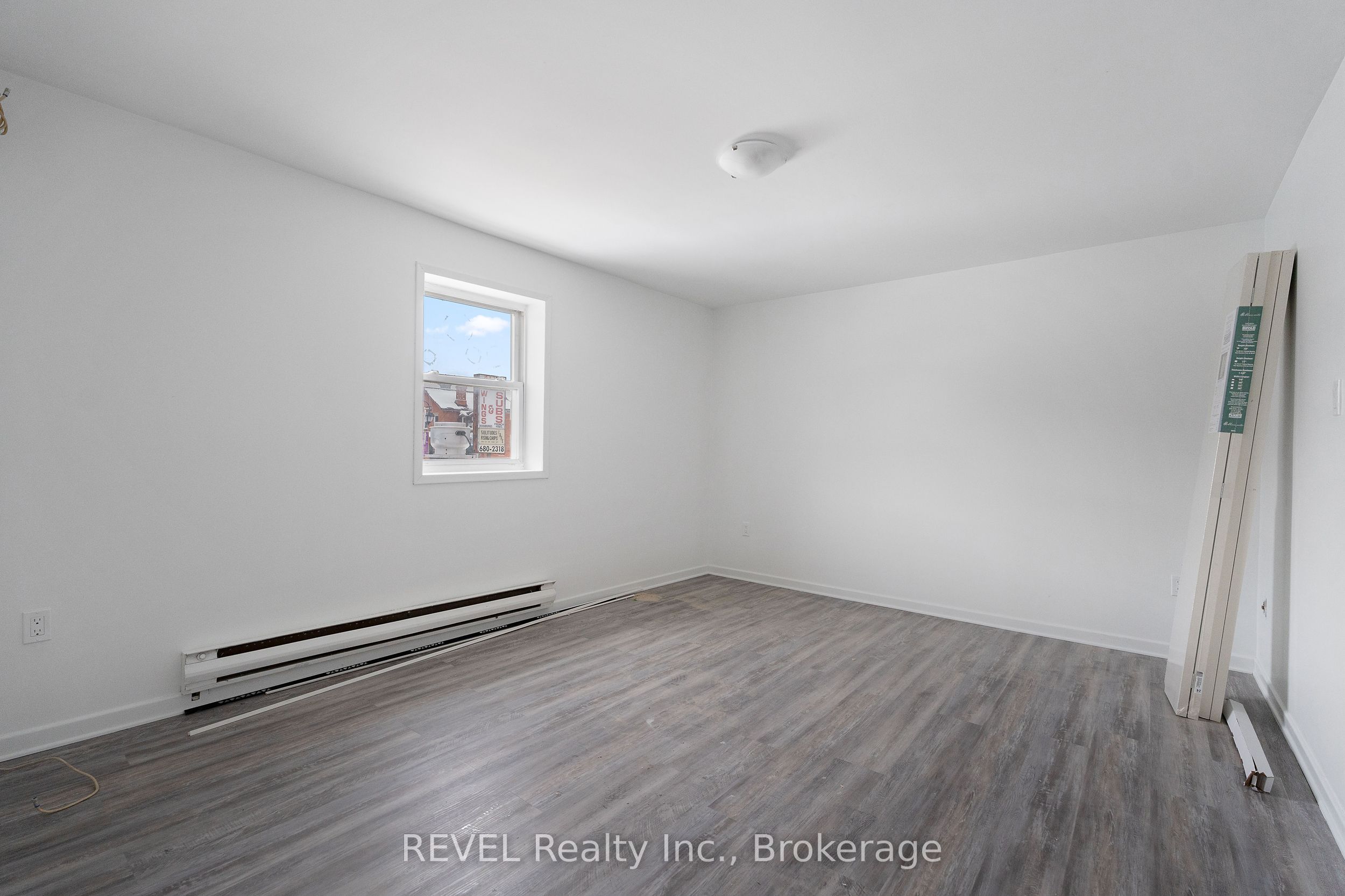50 Front Street Property Photo 20