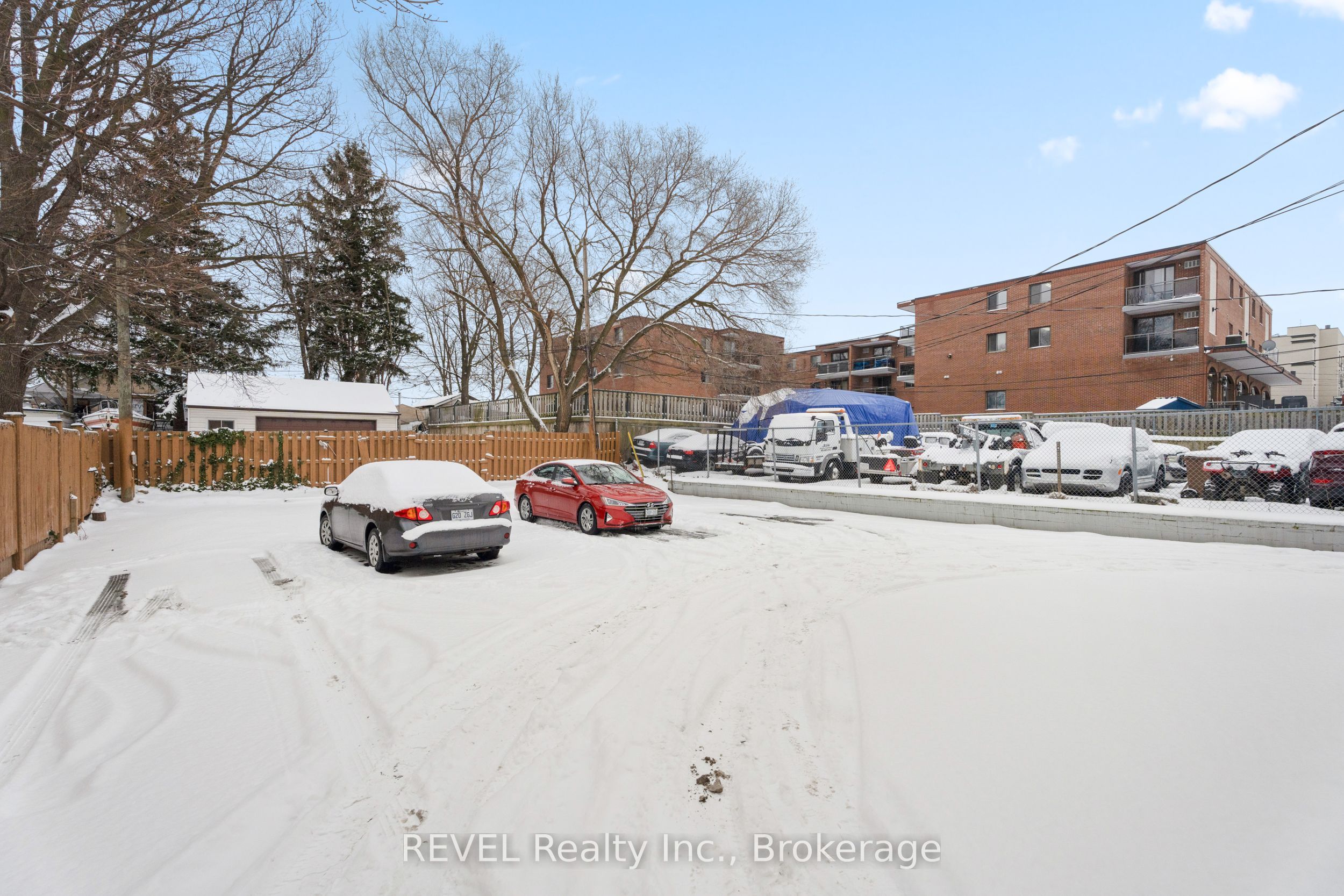 50 Front Street Property Photo 25