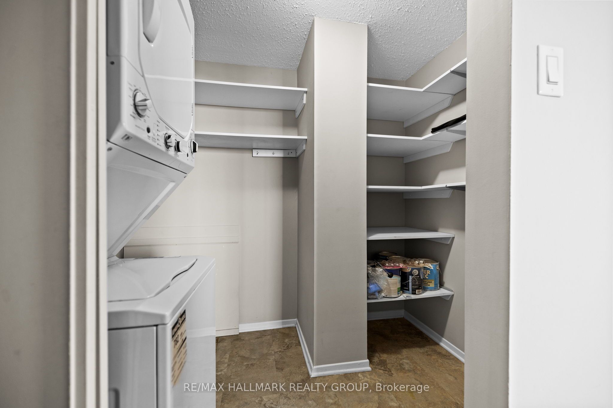 #1003 - 2871 Richmond Road Property Photo 29