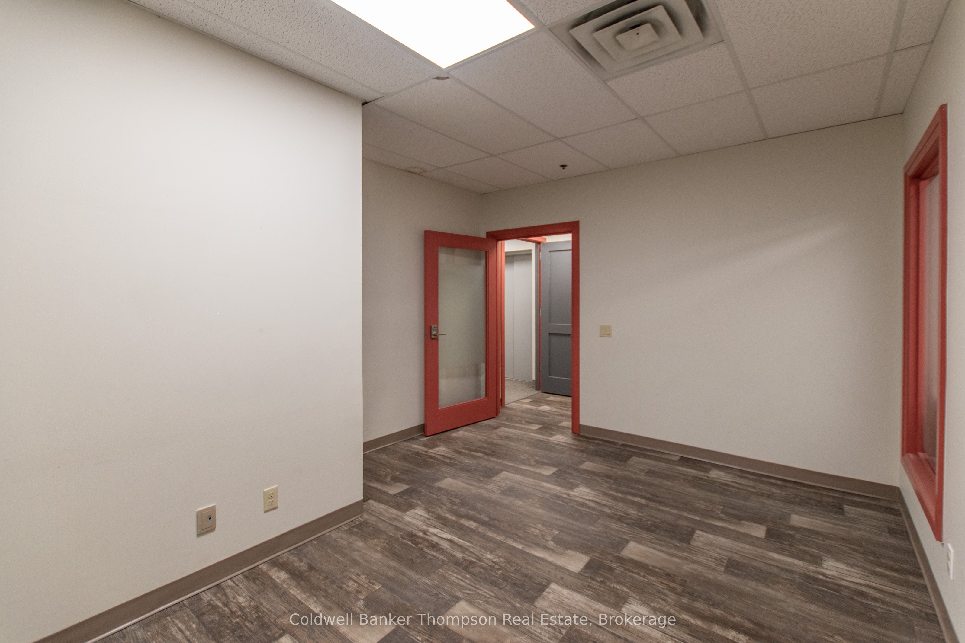 #216 - 1 Crescent Road Property Photo 15