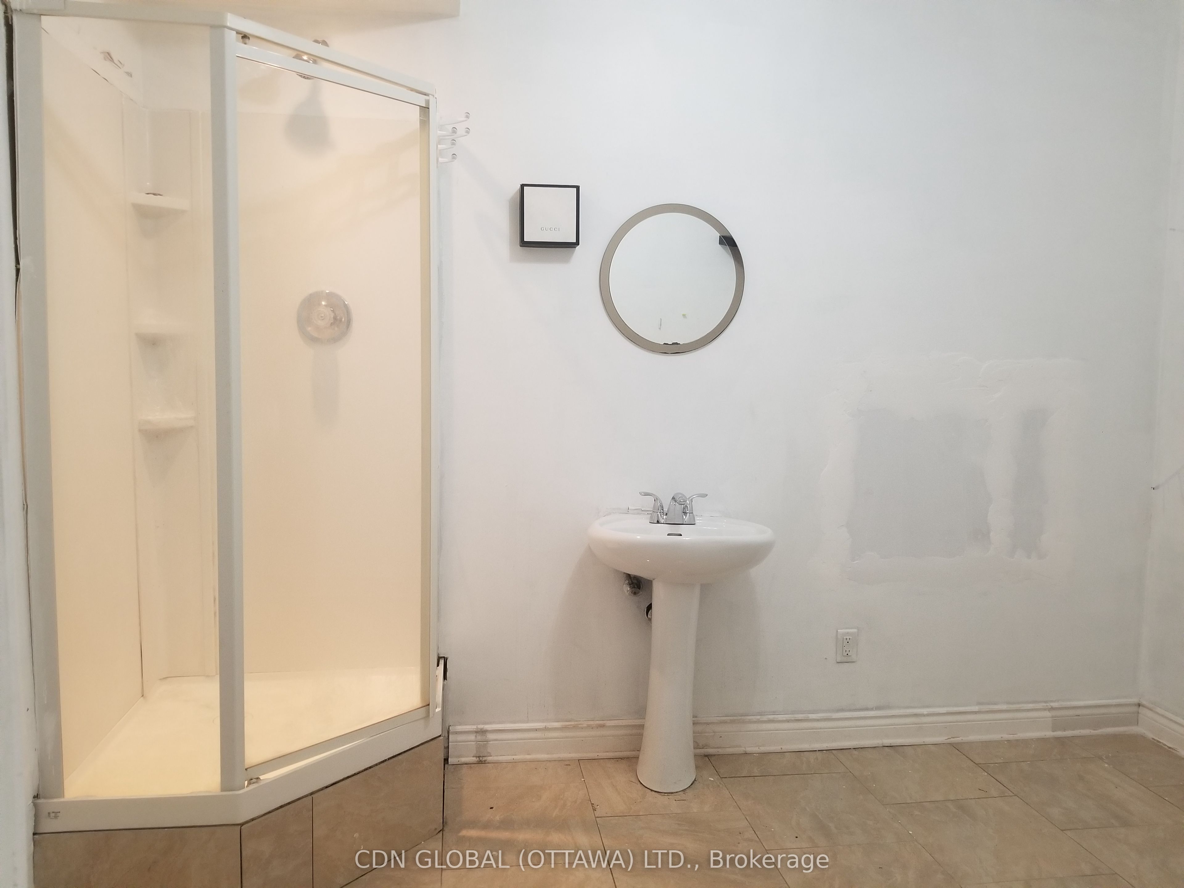 #1 - 335 Cumberland Street Property Photo 5