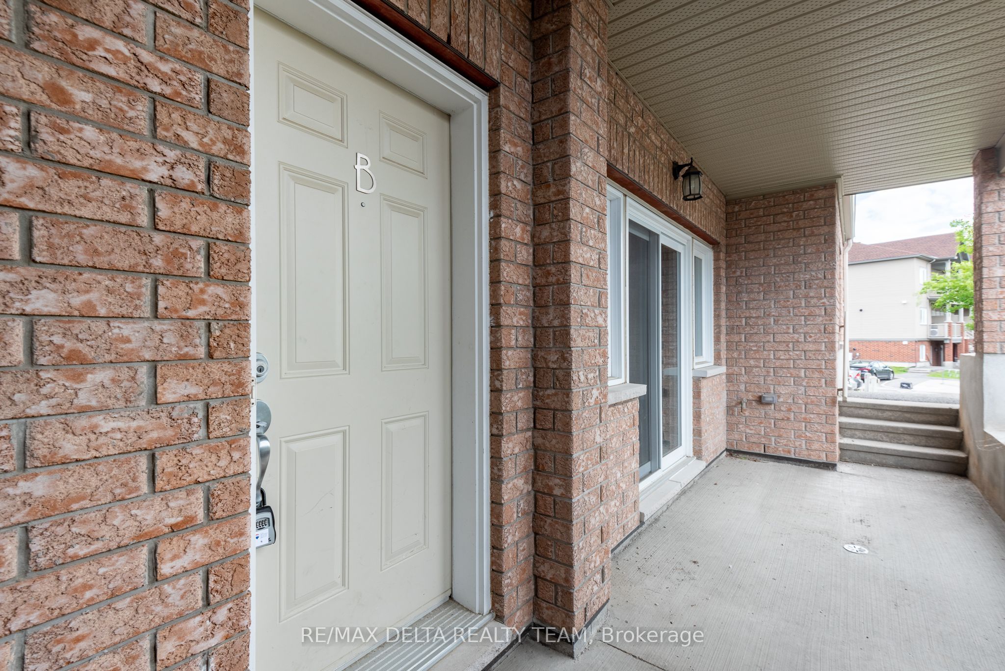 #b - 275 Meadowlilly Road Property Photo 2