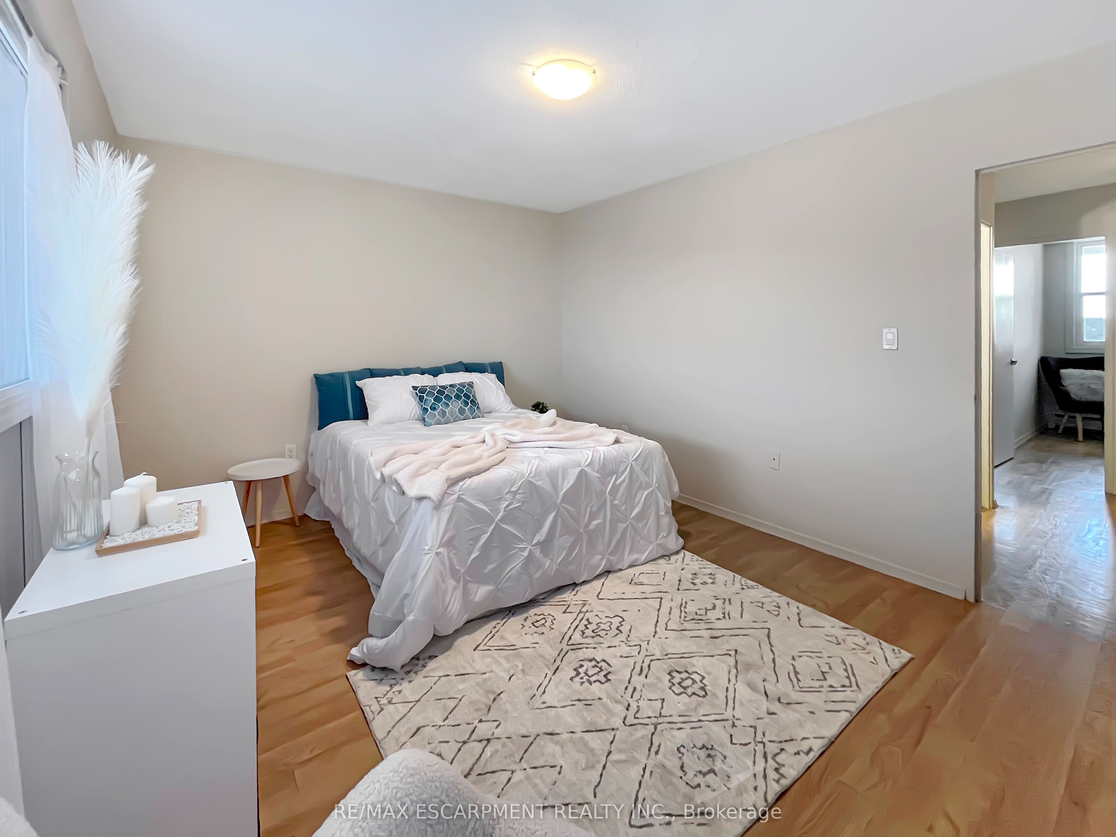#712 - 350 Quigley Road Property Photo 8