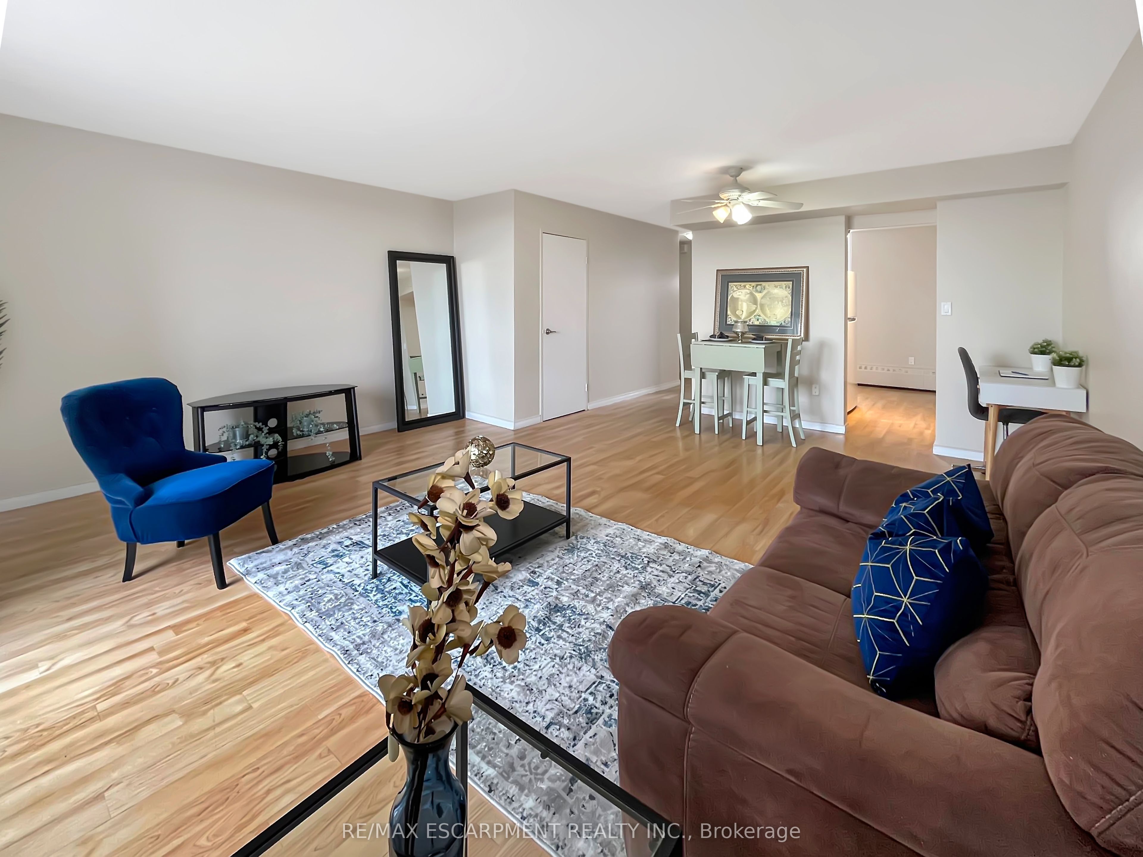#712 - 350 Quigley Road Property Photo 11