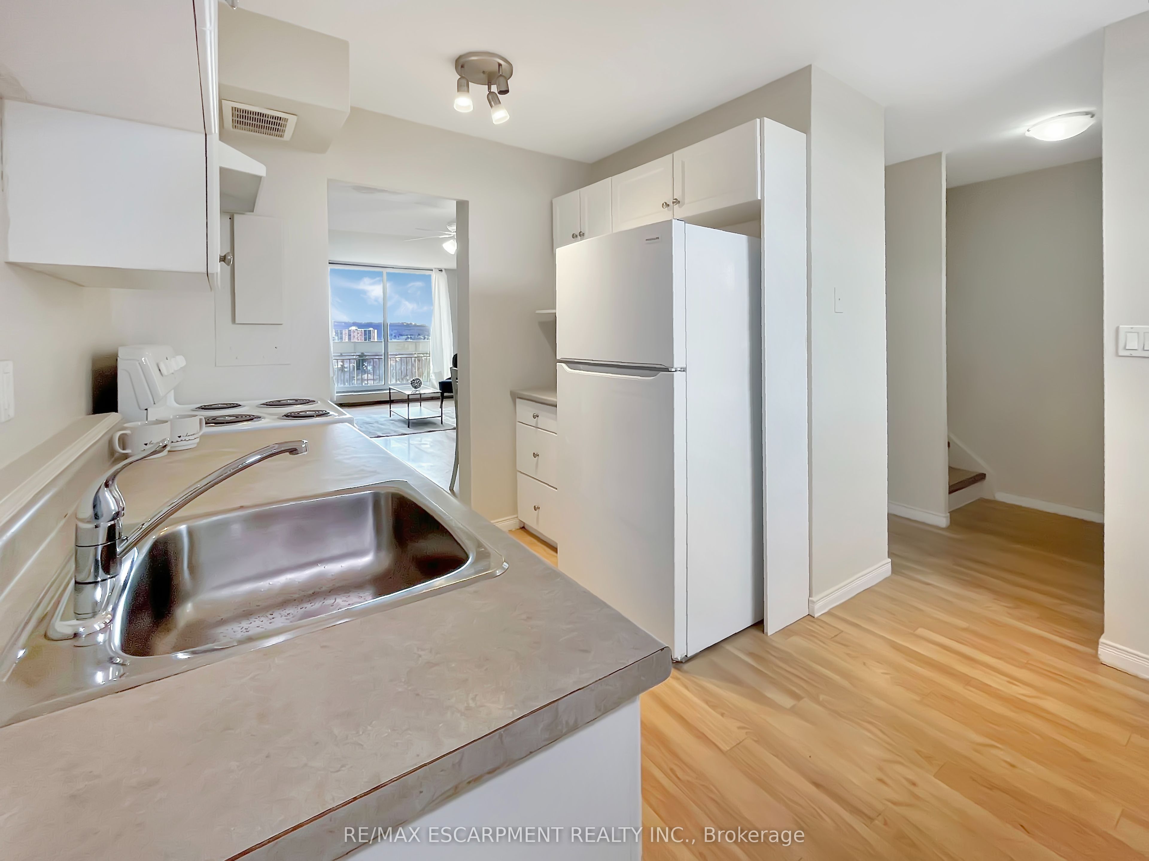 #712 - 350 Quigley Road Property Photo 15