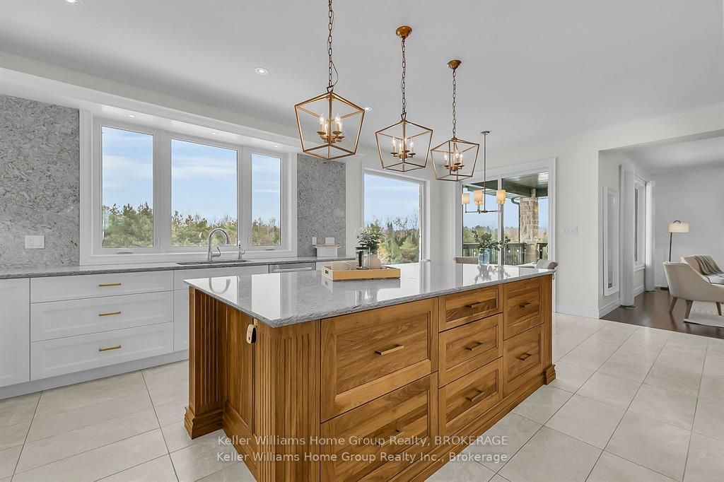 125 Crewson Court Property Photo 11