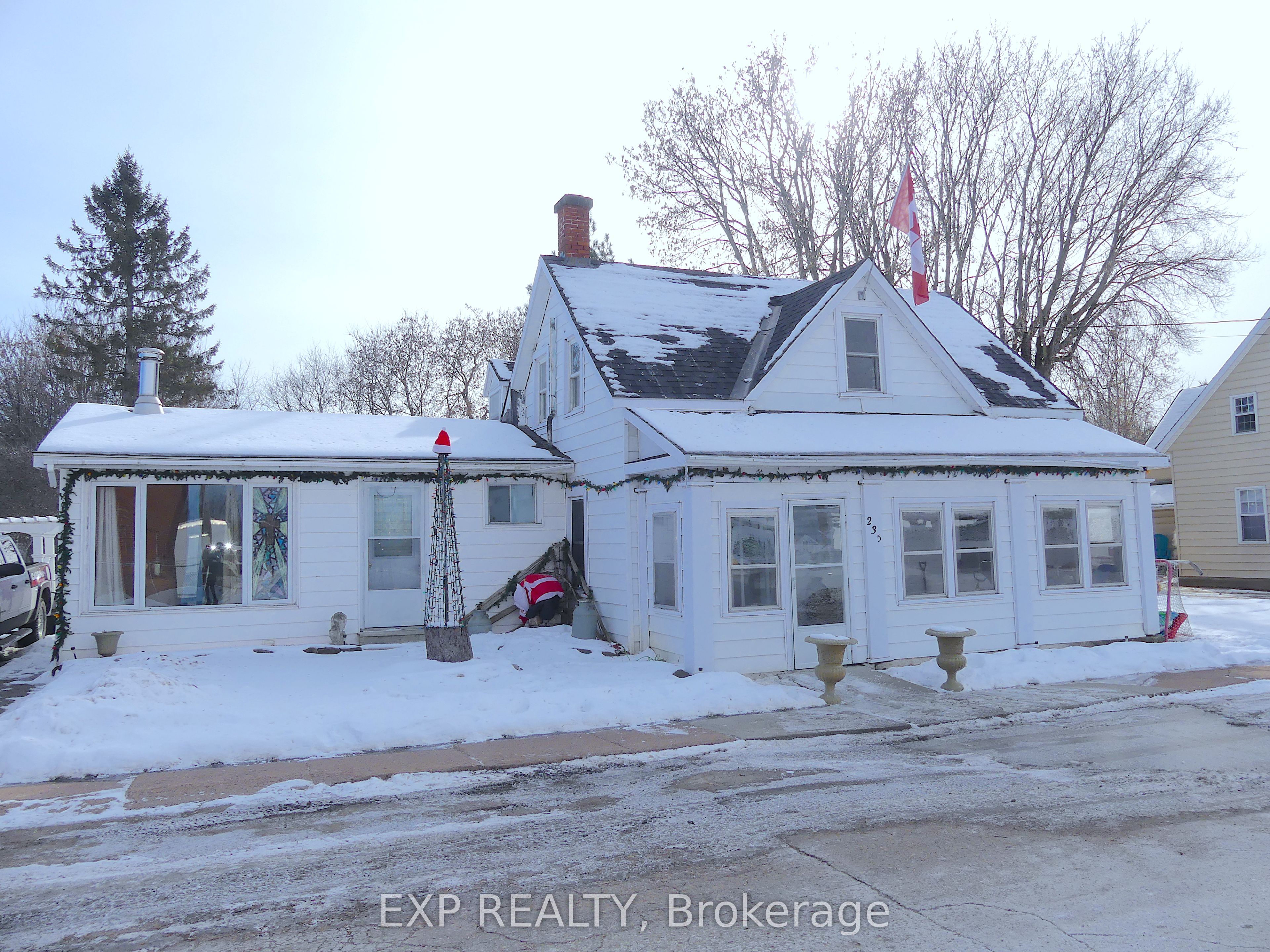 235 Renfrew Avenue Property Photo