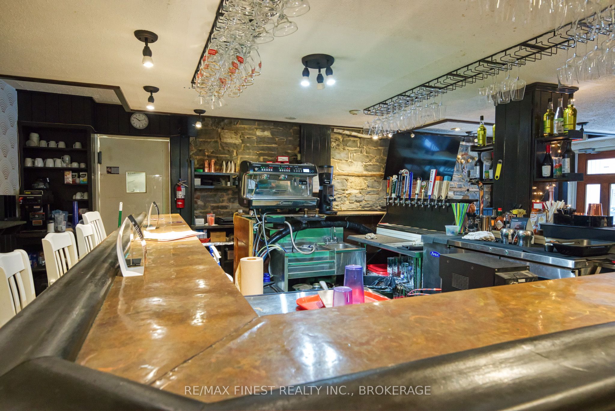 125 Brock Street Property Photo 8