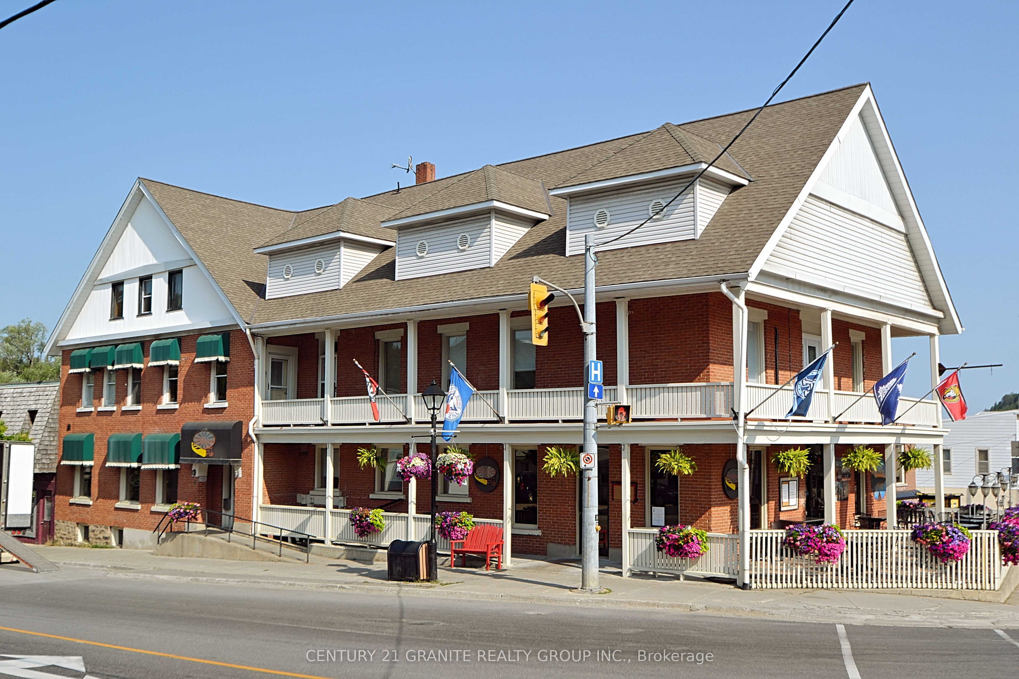 2 Bridge Street Property Photo 12