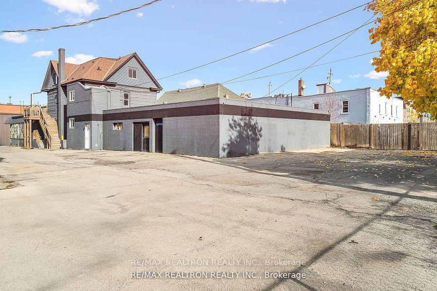 115-117 Division Street Property Photo 4