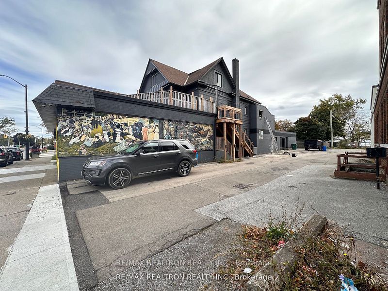115-117 Division Street Property Photo 25