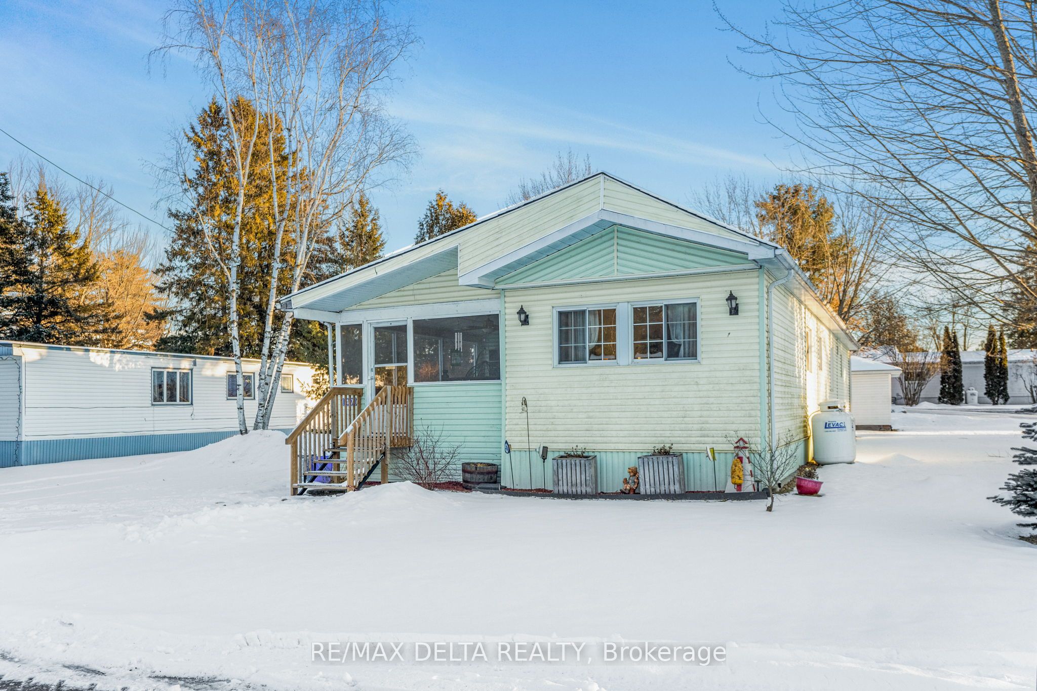 #417 - 8250 County Road 17 Road Property Photo 2