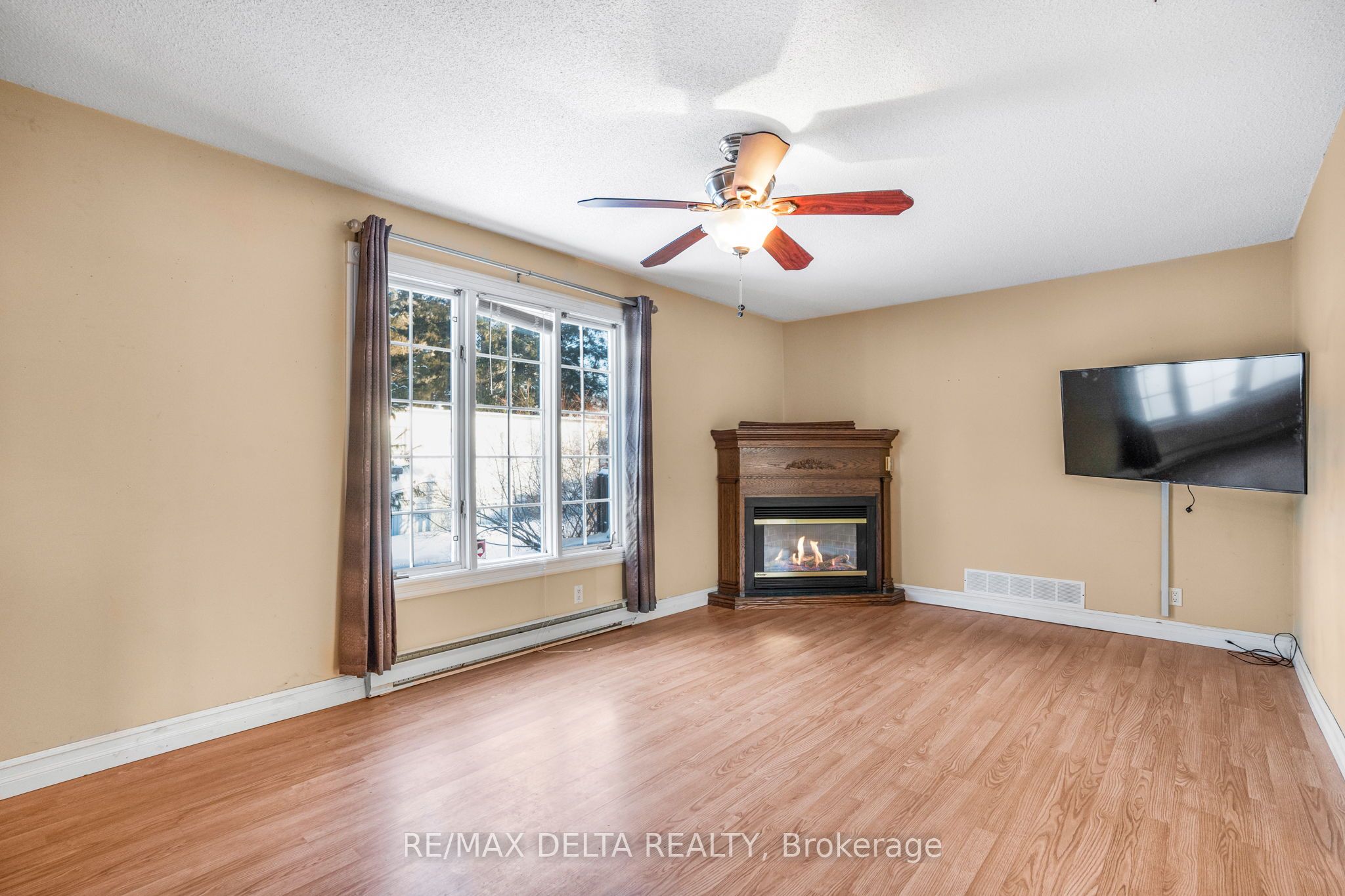 #417 - 8250 County Road 17 Road Property Photo 7