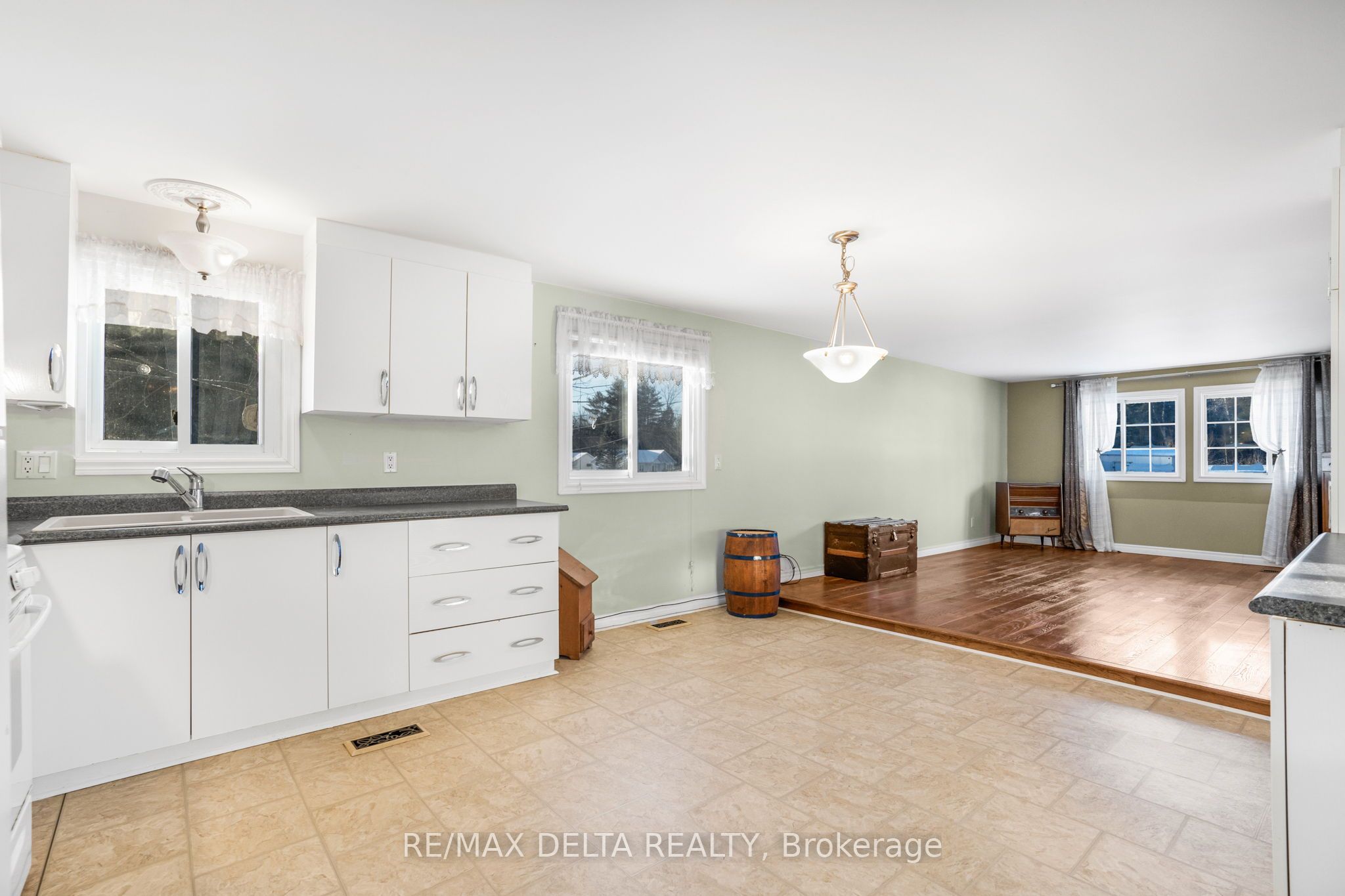 #417 - 8250 County Road 17 Road Property Photo 9