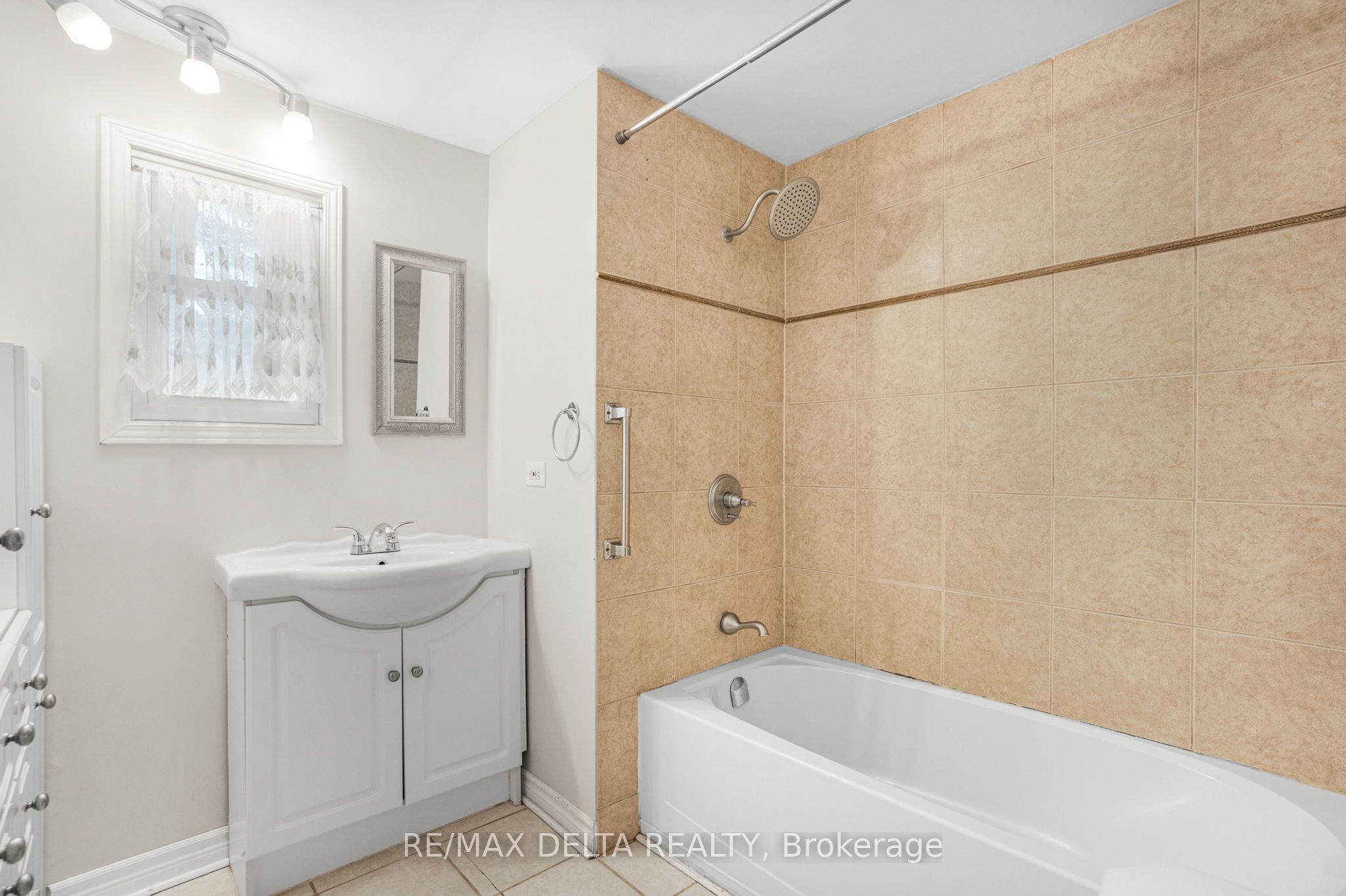 #417 - 8250 County Road 17 Road Property Photo 23