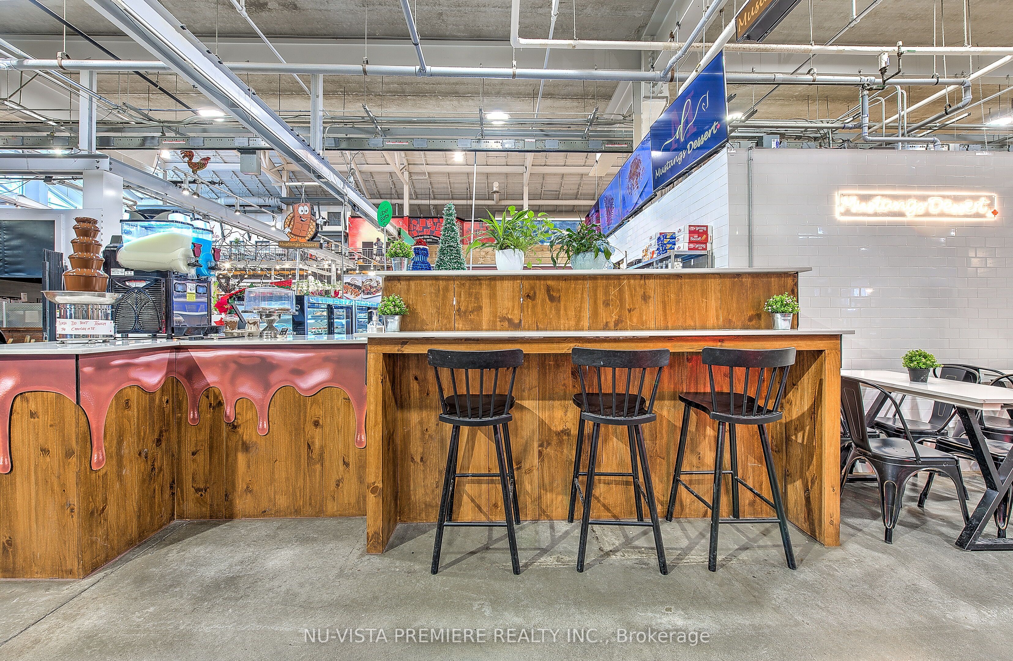 130 King Street Property Photo 4
