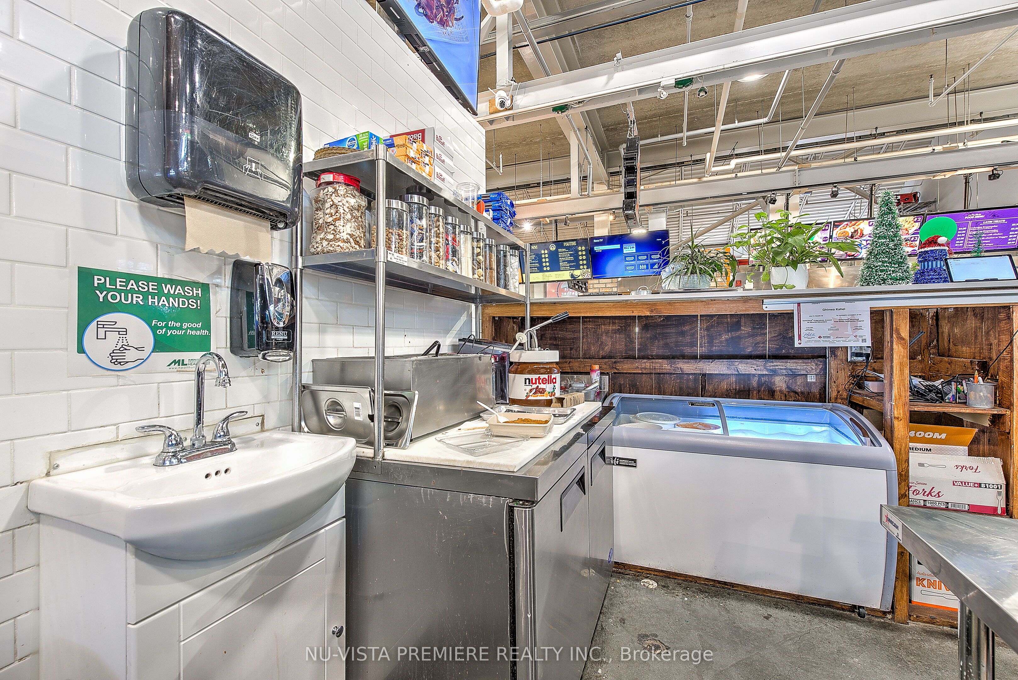 130 King Street Property Photo 18