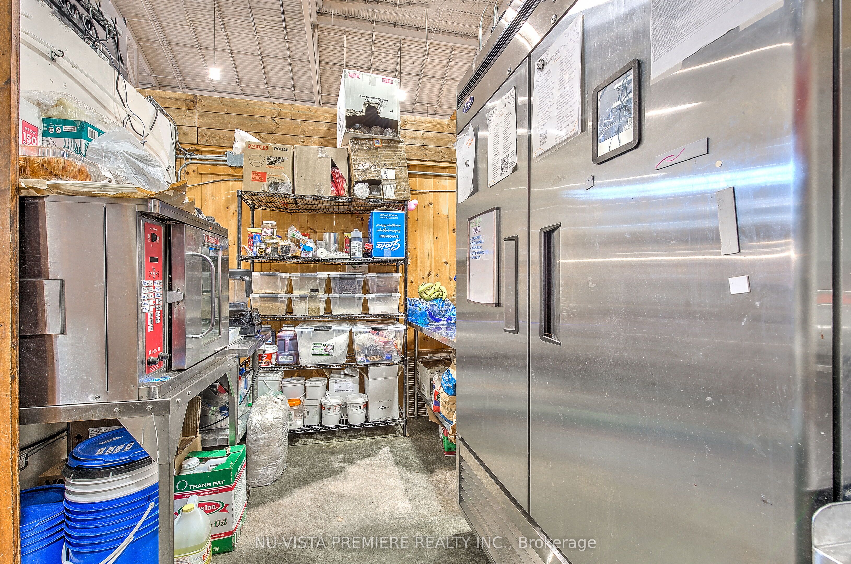 130 King Street Property Photo 24