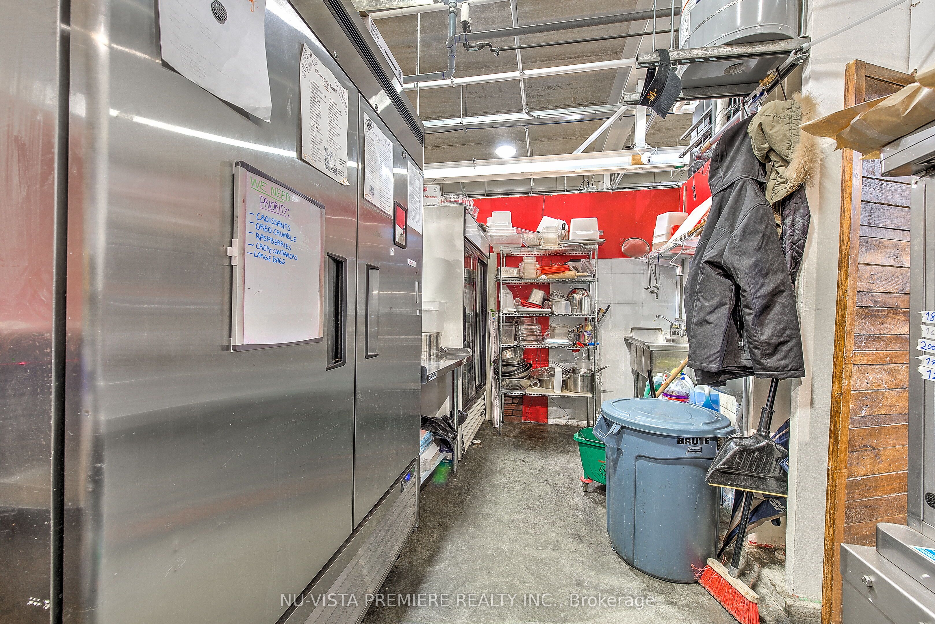 130 King Street Property Photo 25