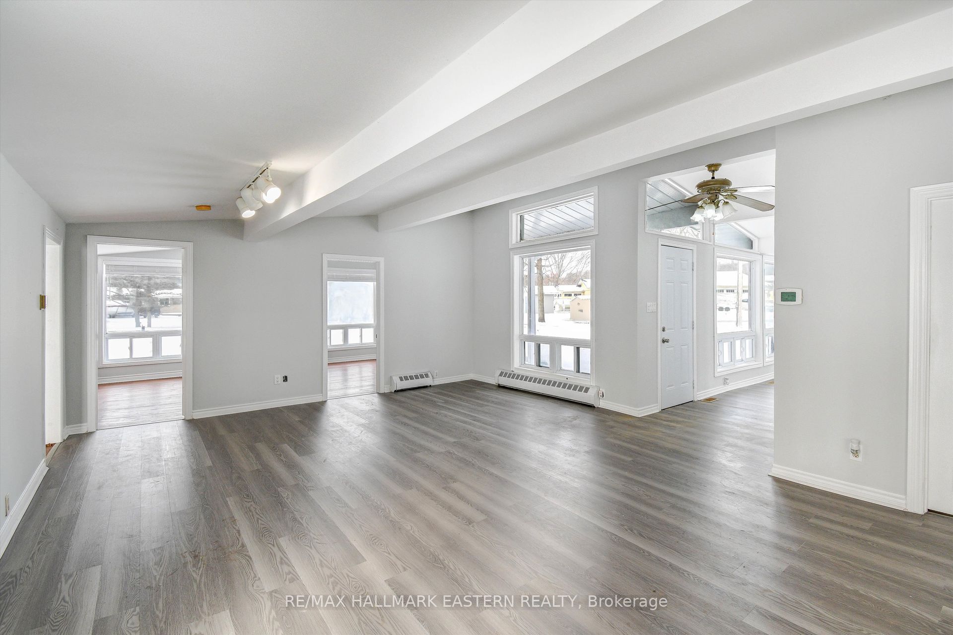 30 Edgewater Drive Property Photo 5