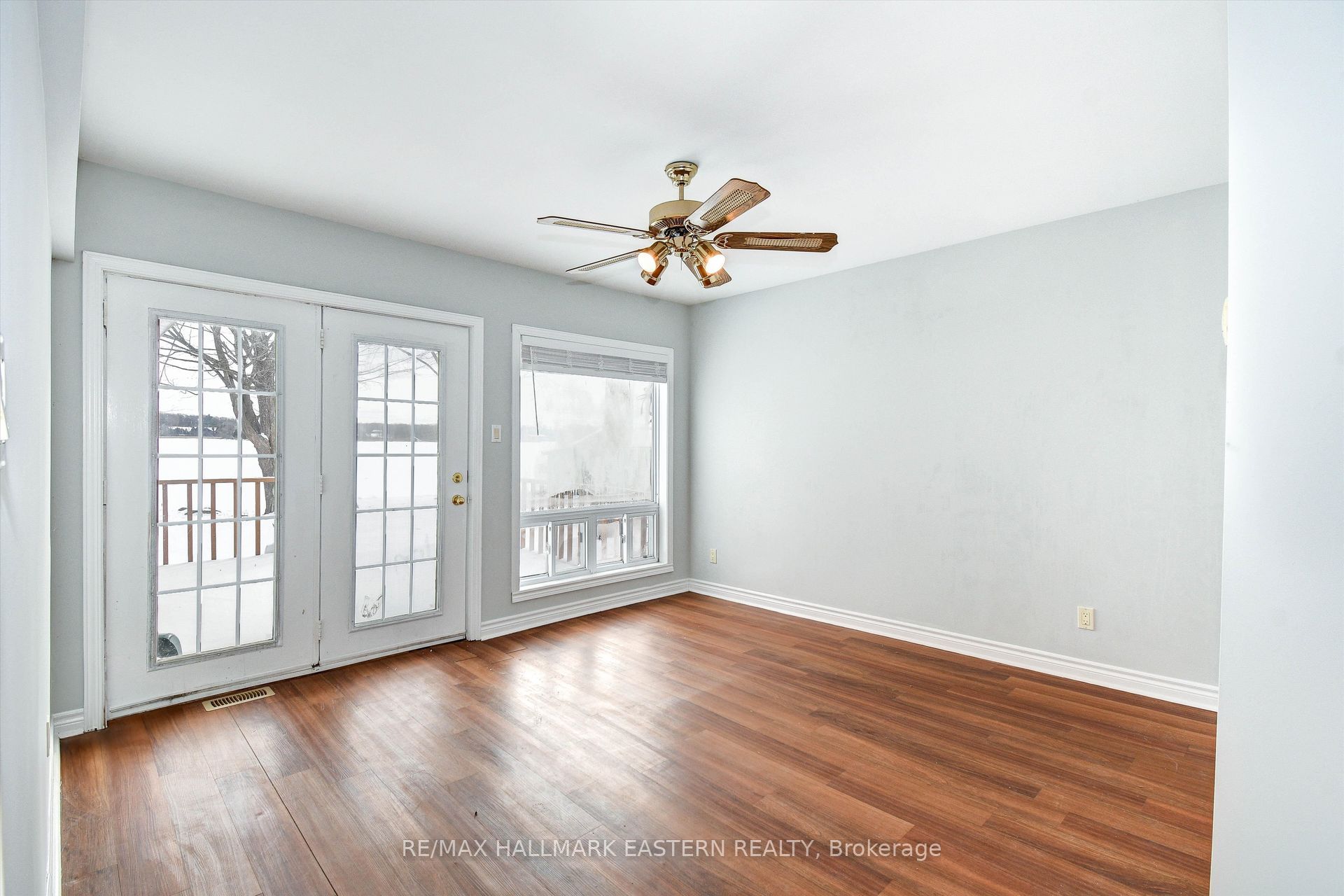 30 Edgewater Drive Property Photo 18