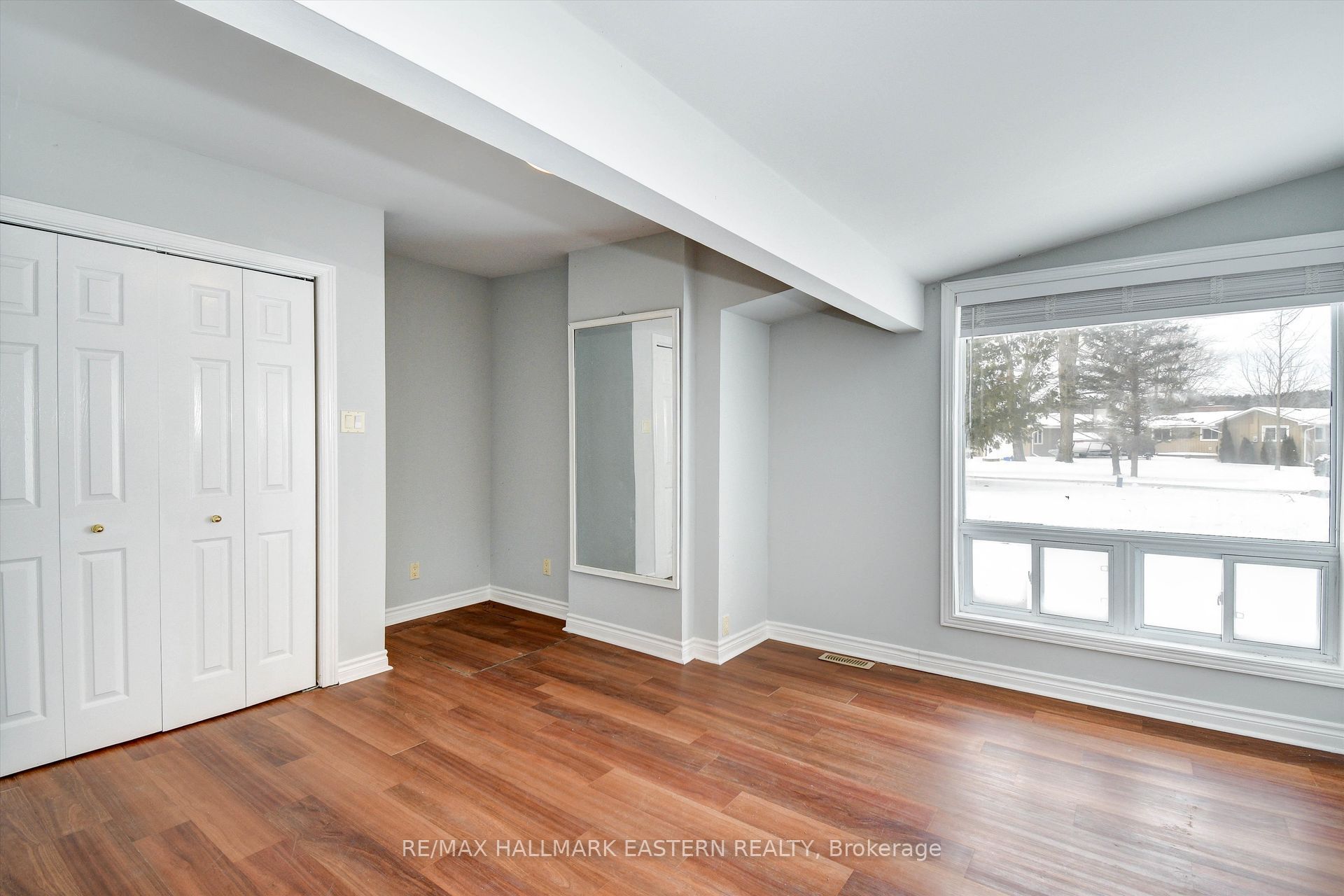 30 Edgewater Drive Property Photo 19
