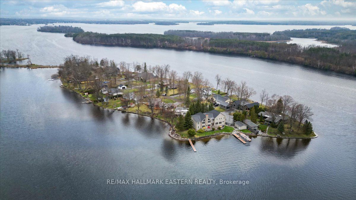 30 Edgewater Drive Property Photo 25