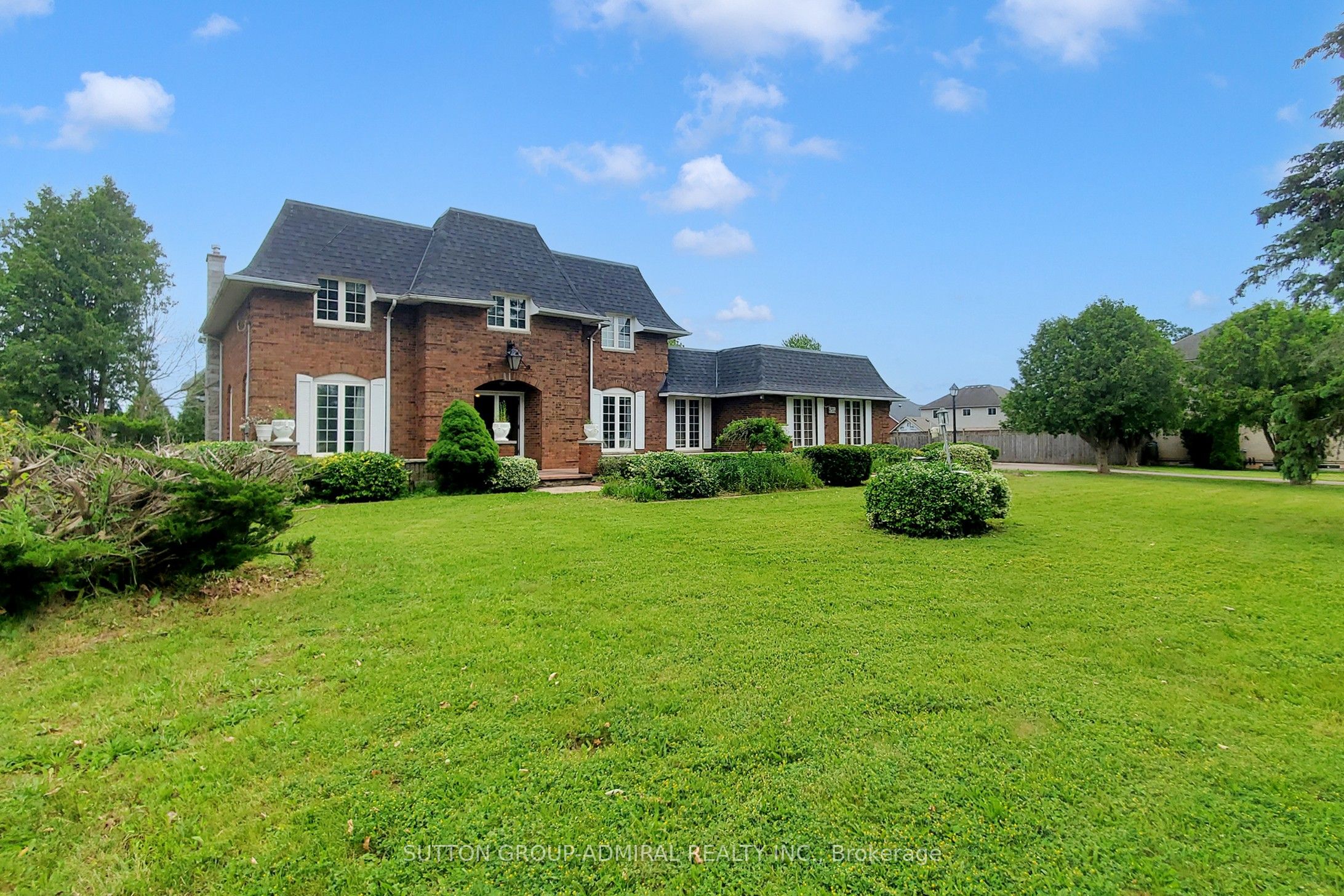 6916 Garner Road Property Photo 2