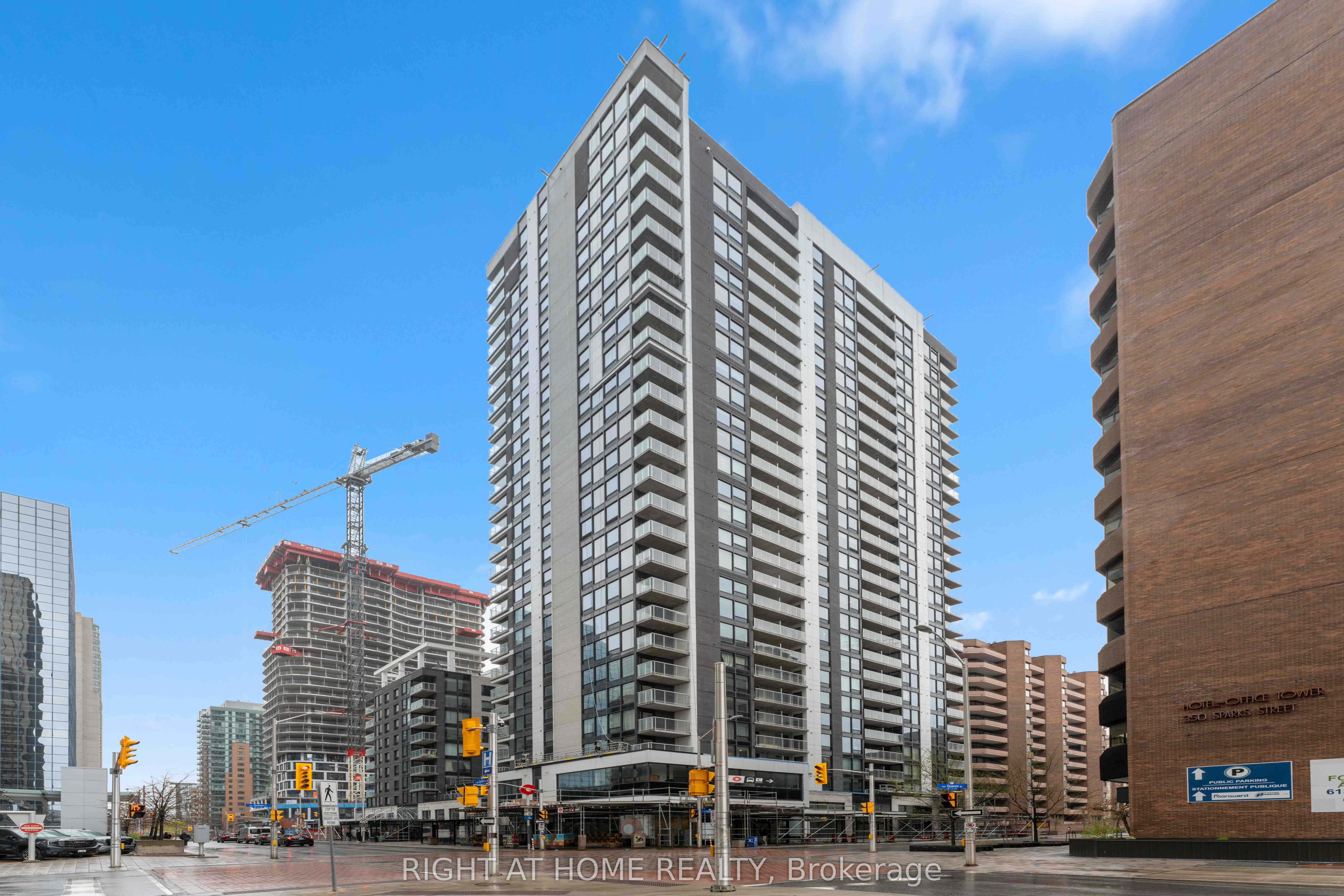 #2307 - 340 Queen Street Property Photo
