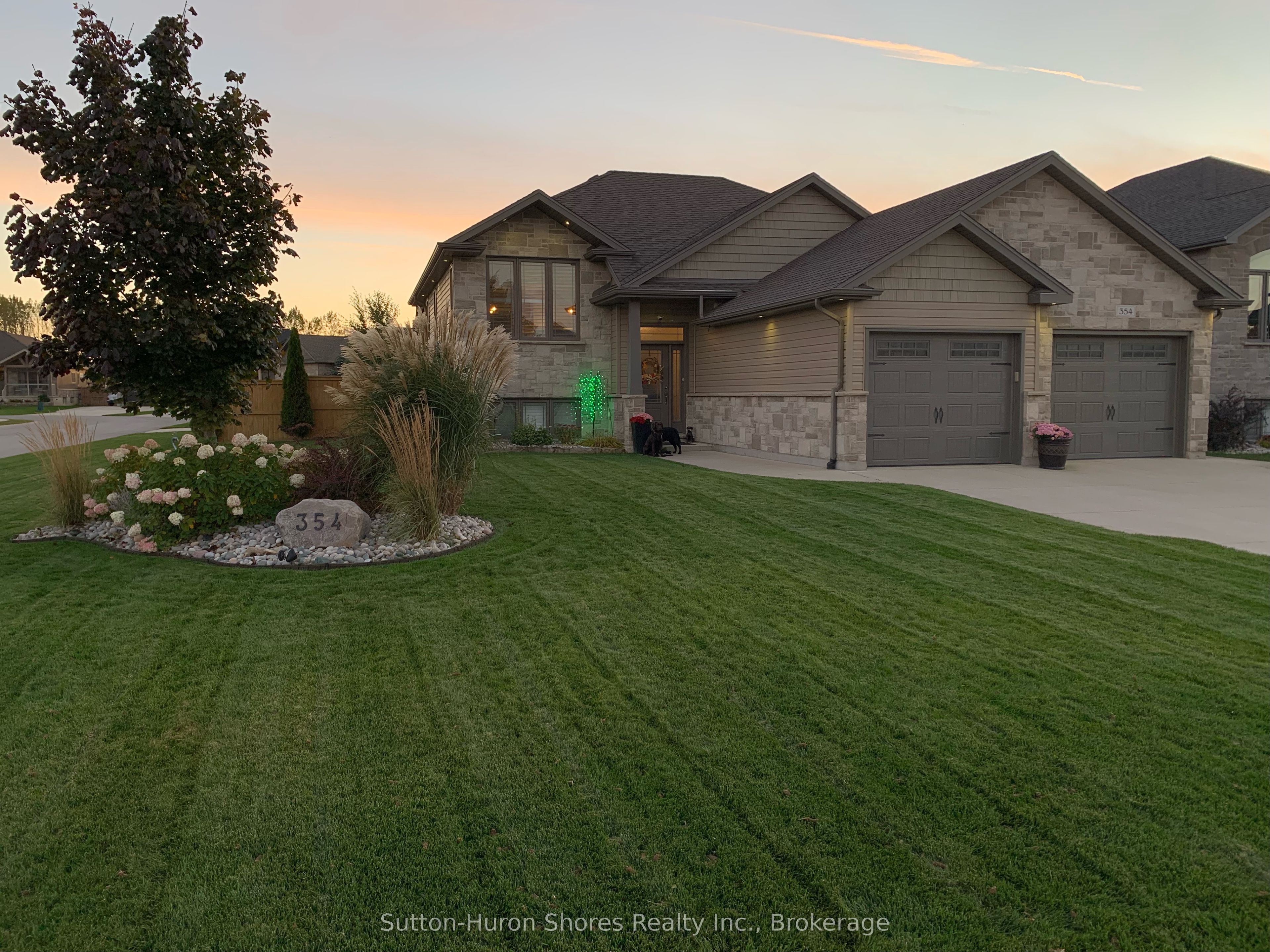 354 Peirson Avenue Property Photo 1