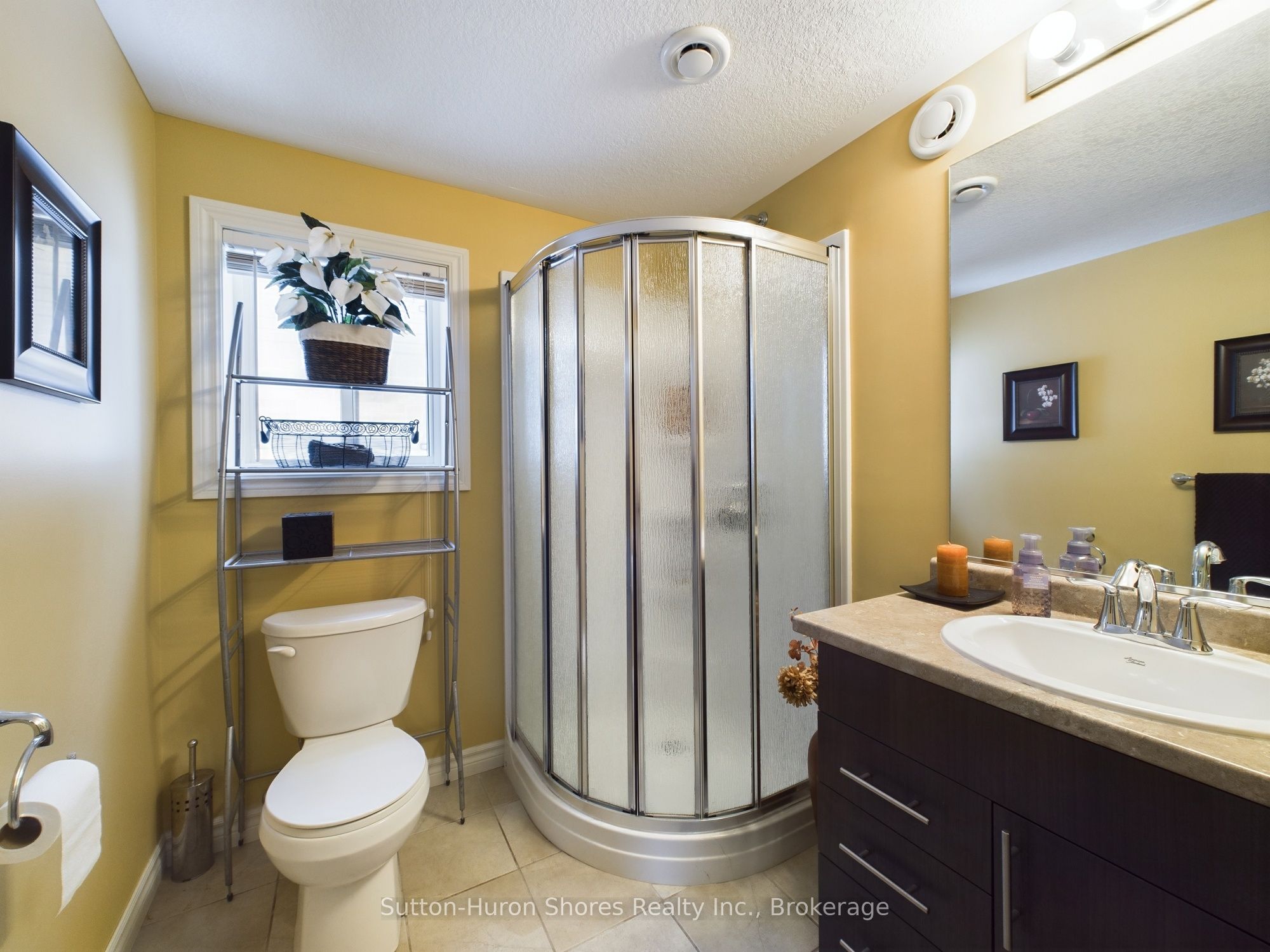 354 Peirson Avenue Property Photo 25