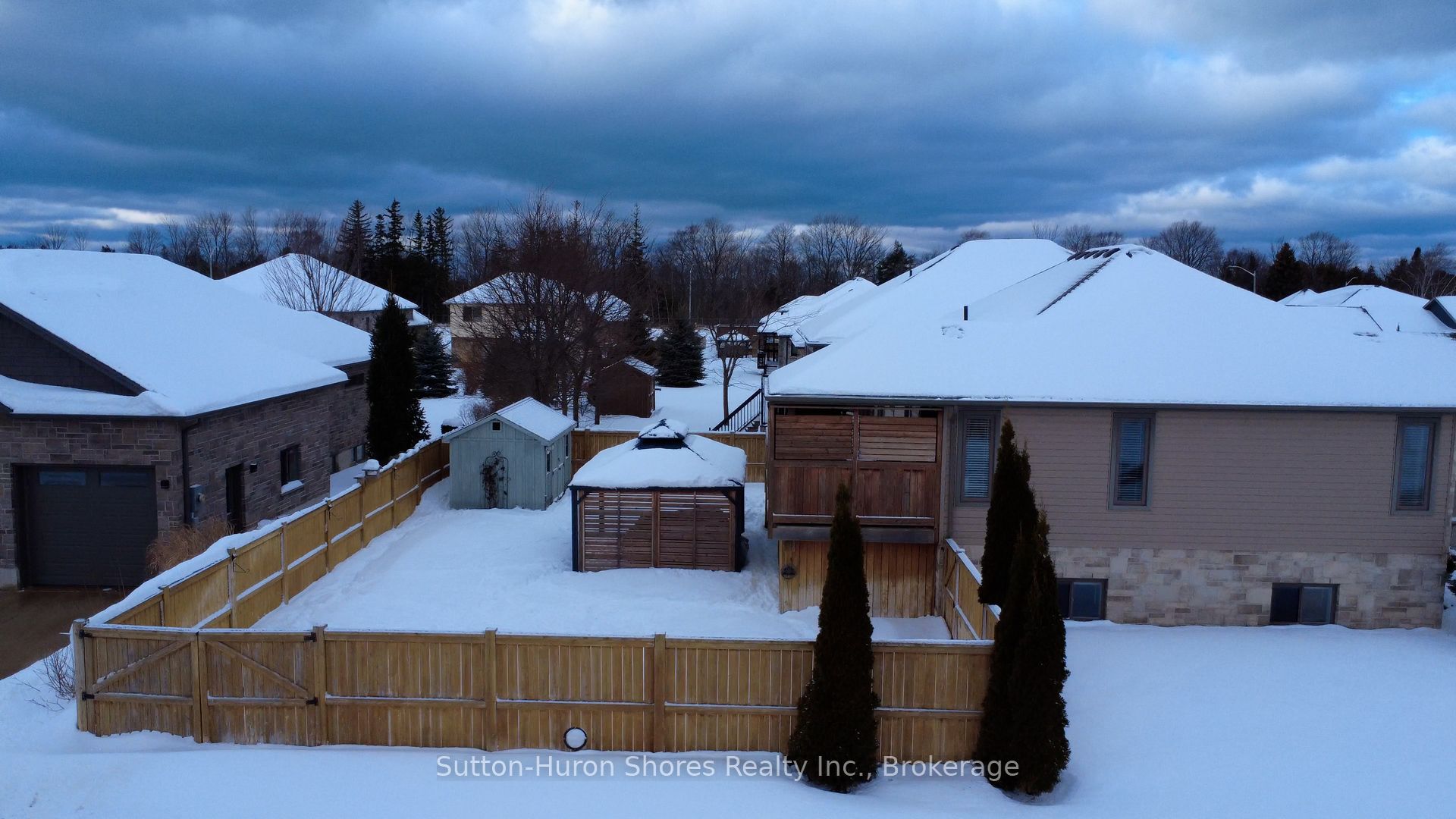 354 Peirson Avenue Property Photo 36
