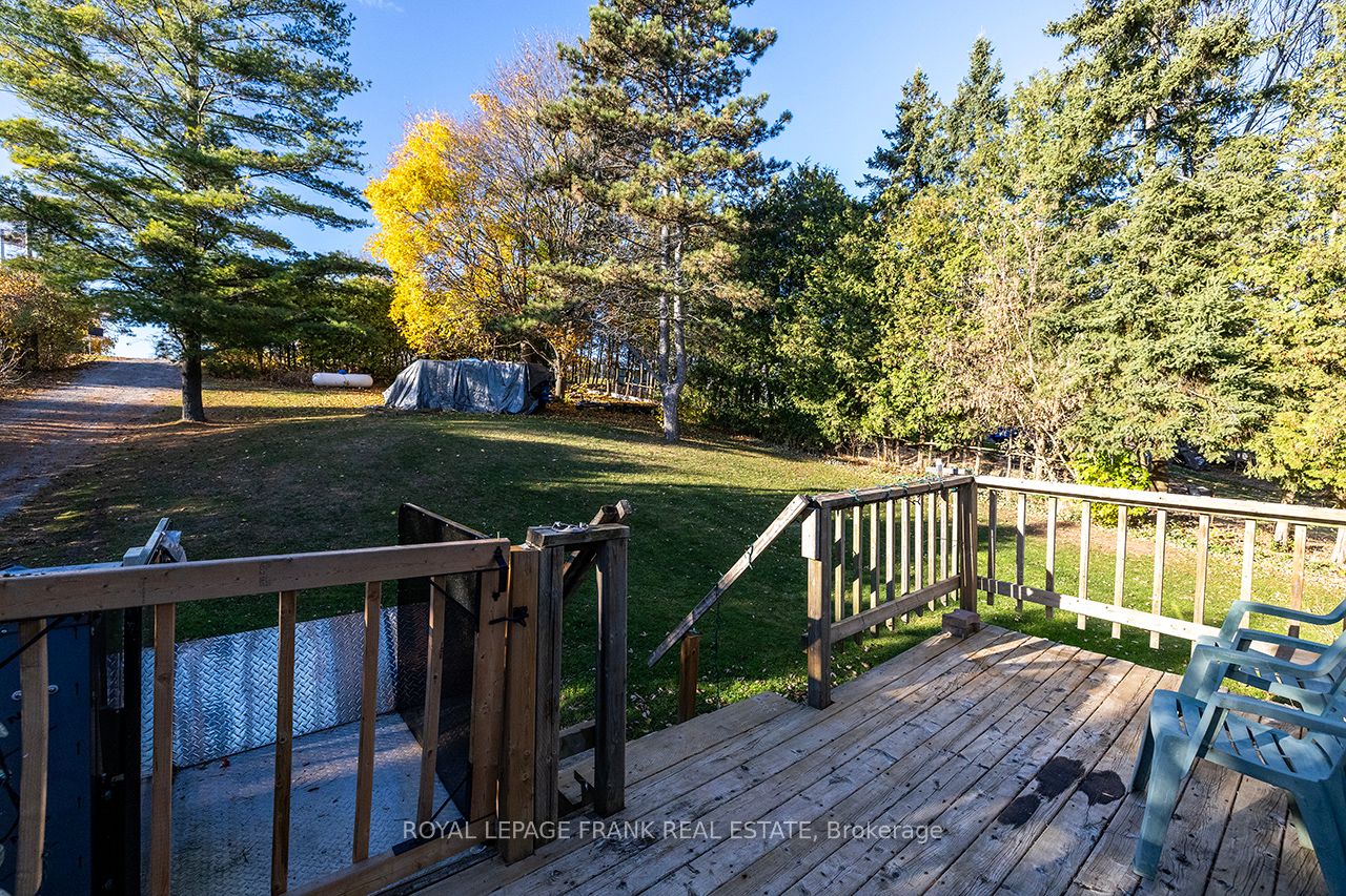 121 Ball Point Road Property Photo 11