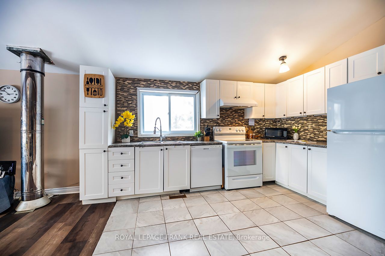 121 Ball Point Road Property Photo 22