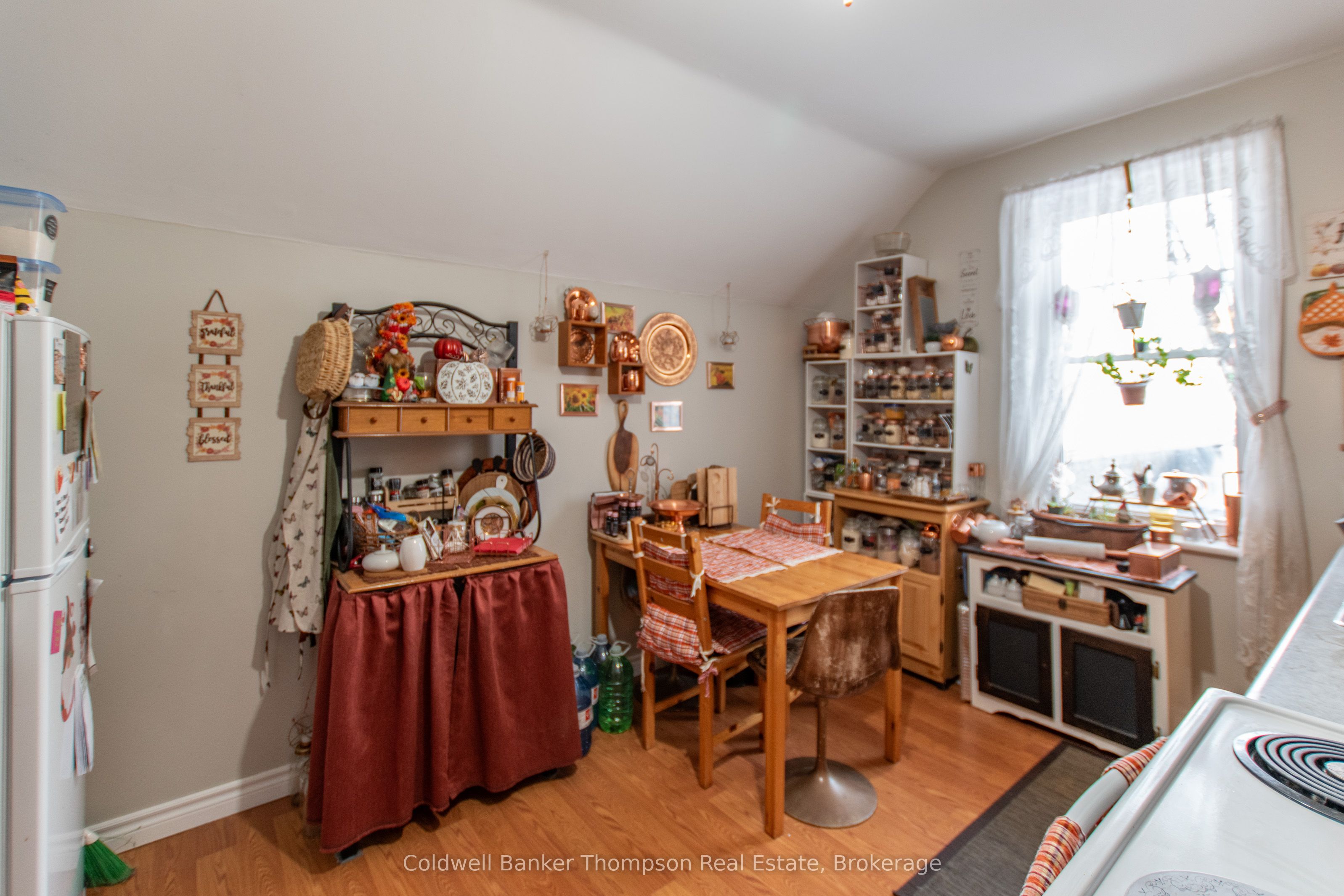 127 Huston Street Property Photo 6