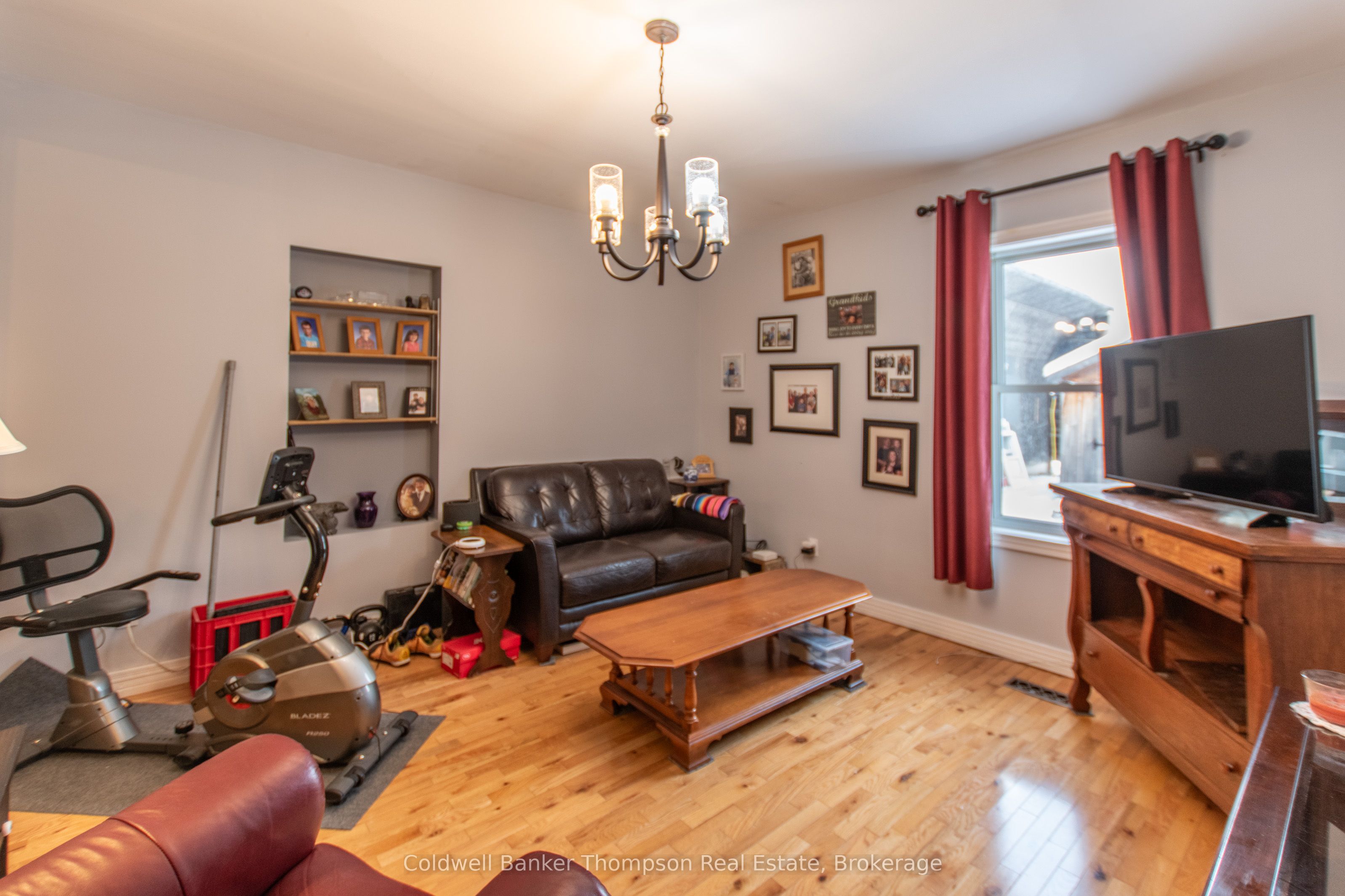 127 Huston Street Property Photo 14