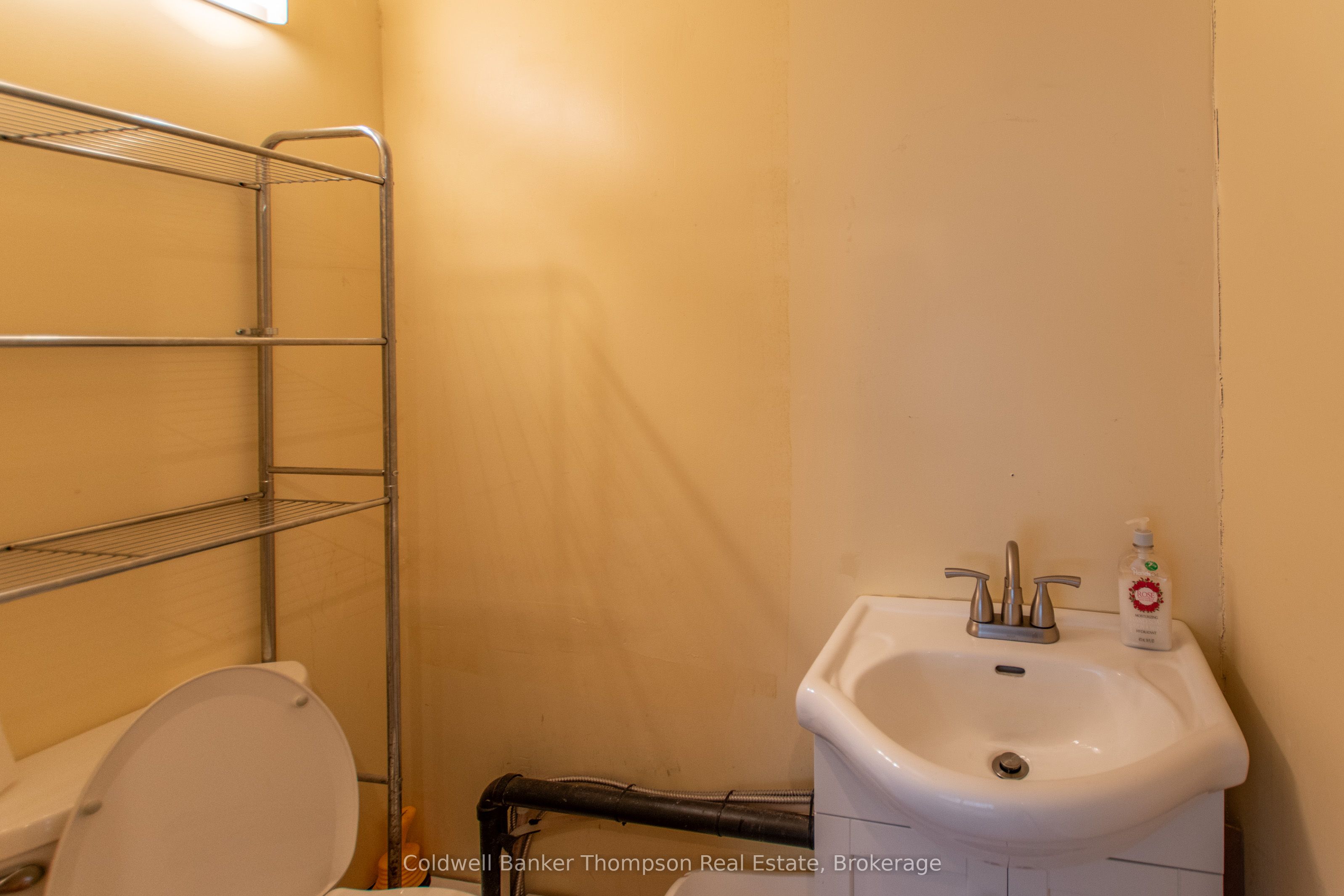 127 Huston Street Property Photo 23
