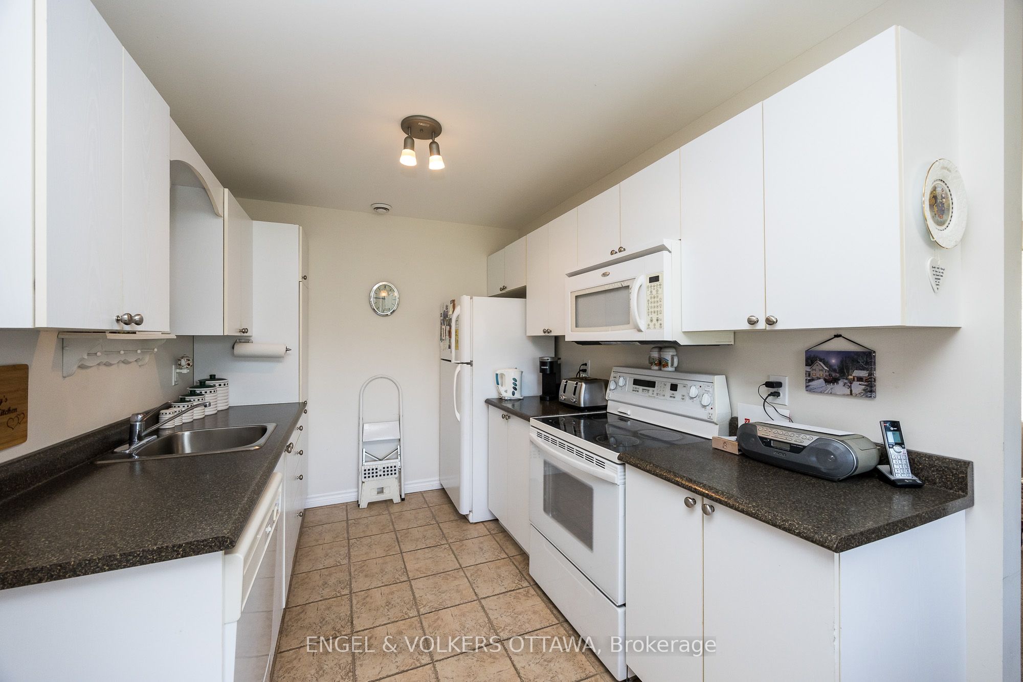 46&50 Fifth Street Property Photo 13