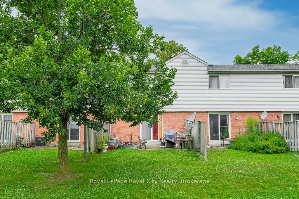 #6 - 40 Imperial Road Property Photo 6