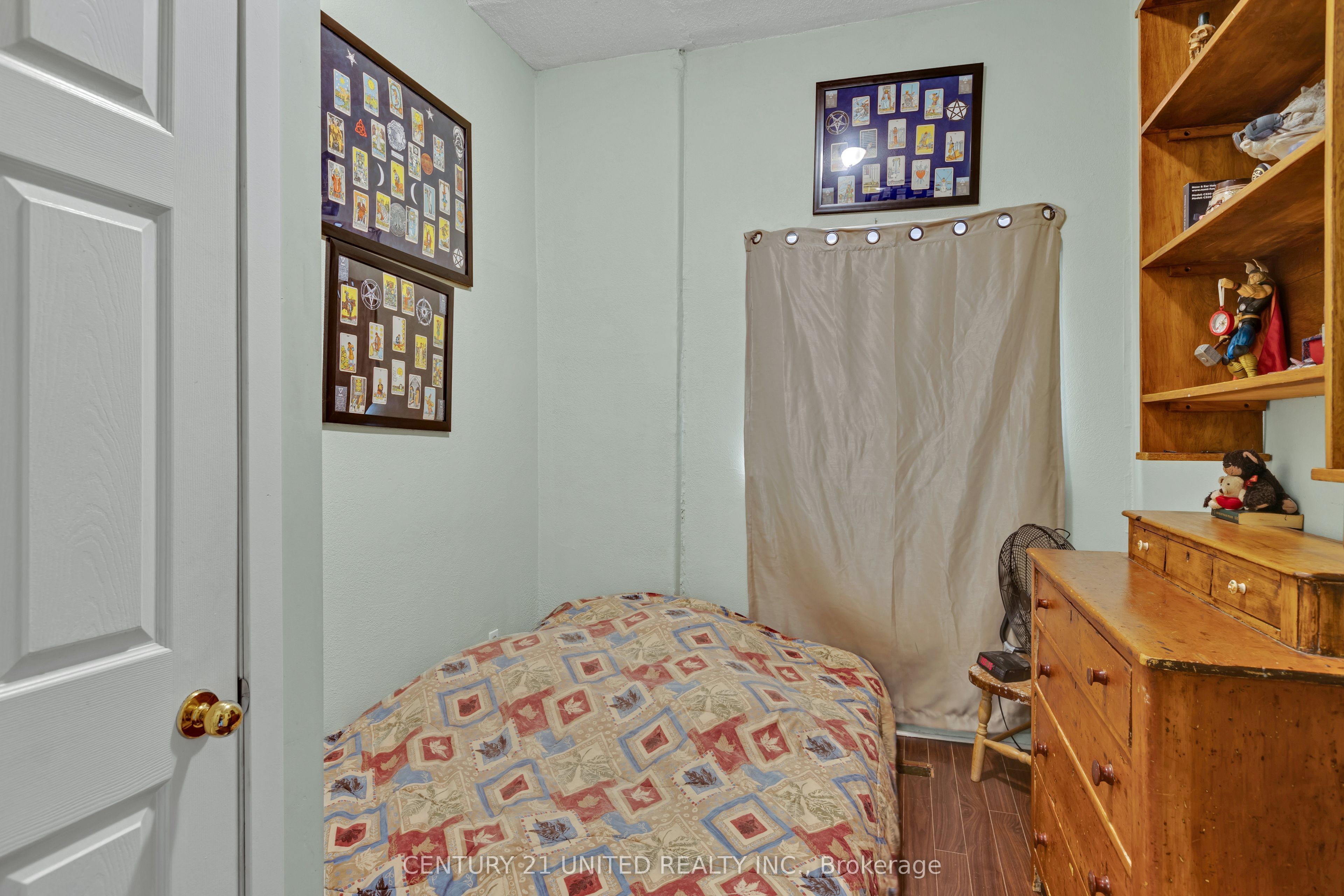 550 Aylmer Street Property Photo 2